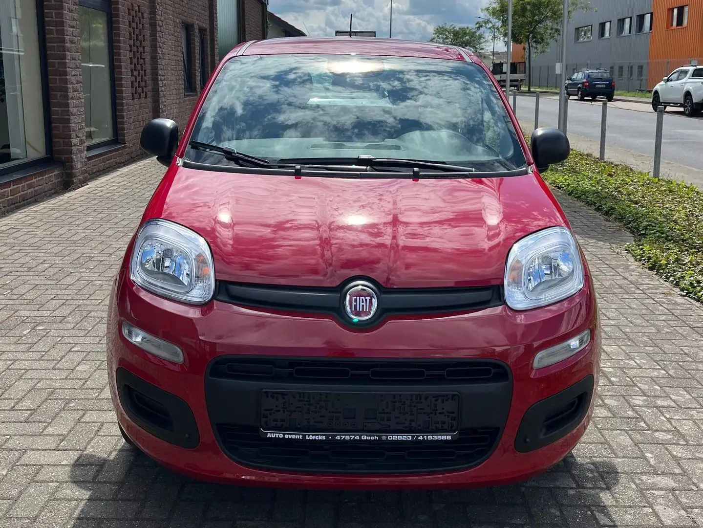 Fiat Panda 1.0 GSE Hybrid, Tageszulassung Rot - 2