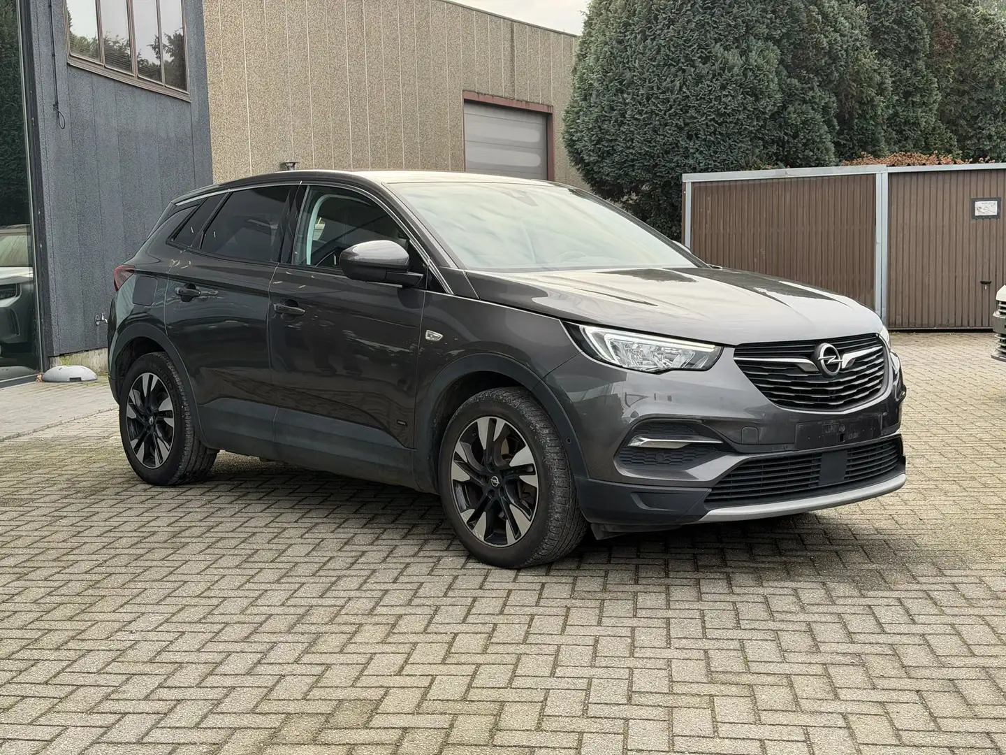 Opel Grandland X Elegance 1.6T Plug-In Hybride 224pk *Navi*Camera* Gris - 2