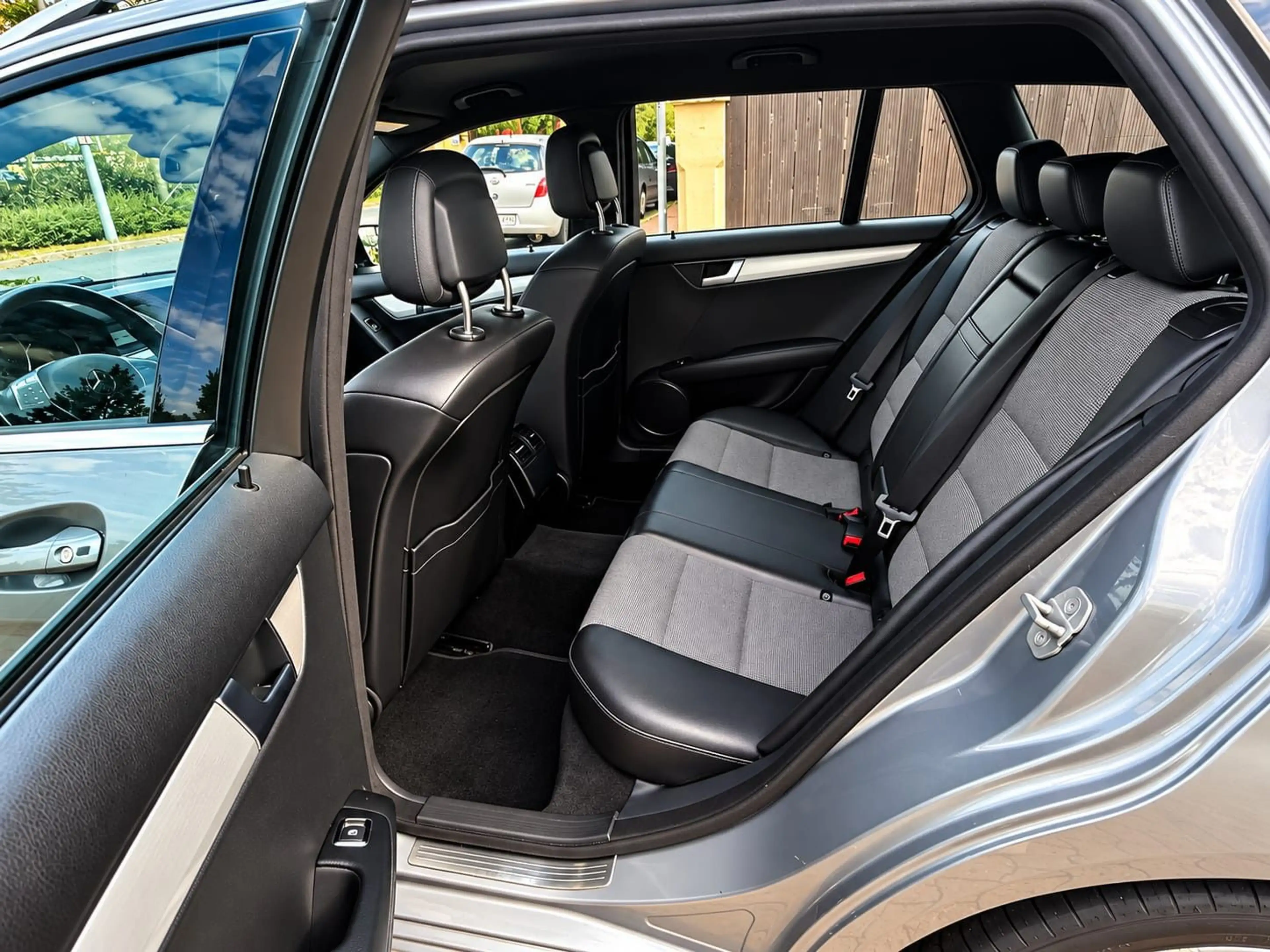 Mercedes-Benz C 350 CDI T Avantgarde |Klimaauto.|Tempomat|Alu — photo 8
