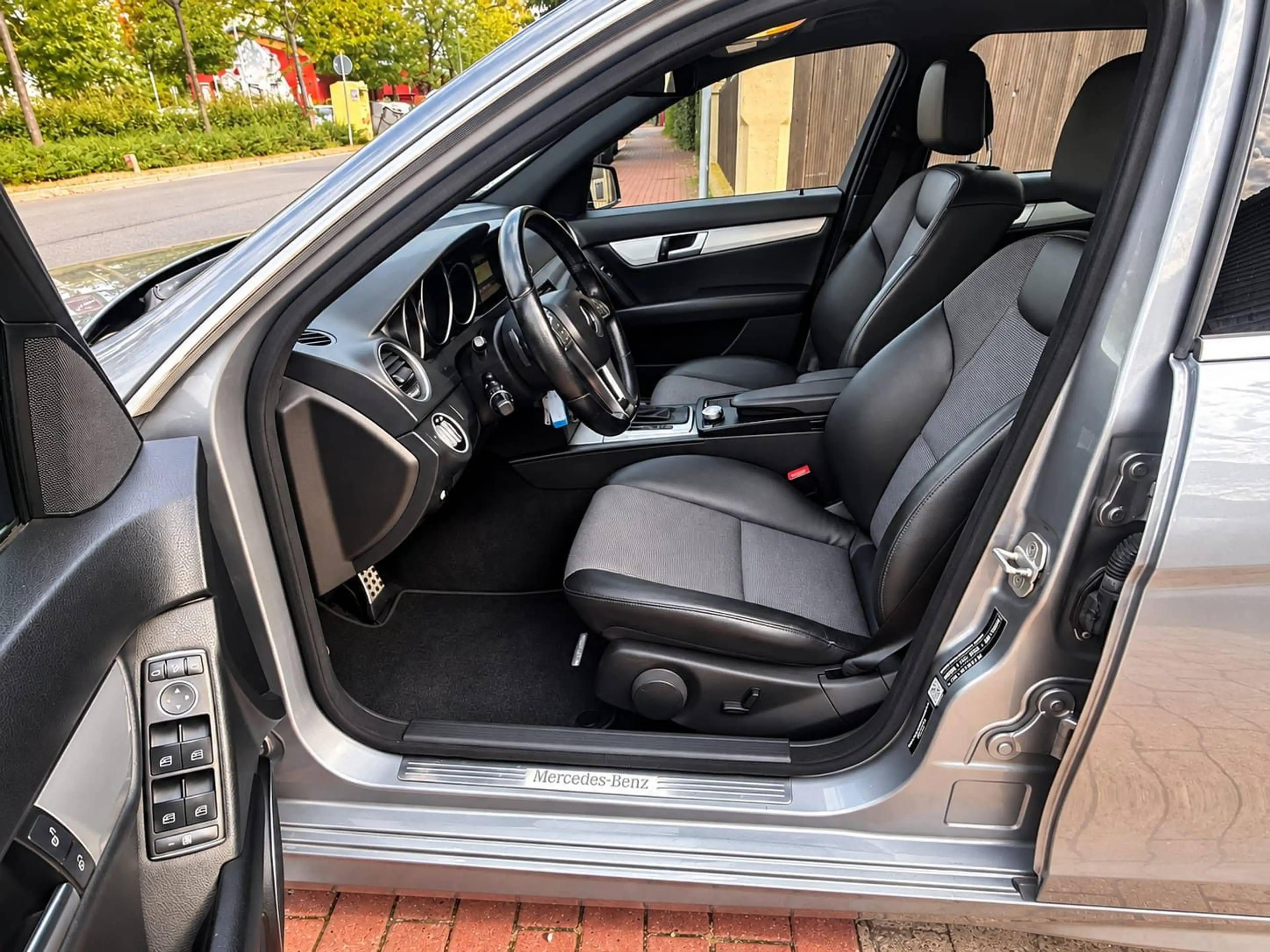 Mercedes-Benz C 350 CDI T Avantgarde |Klimaauto.|Tempomat|Alu — photo 9