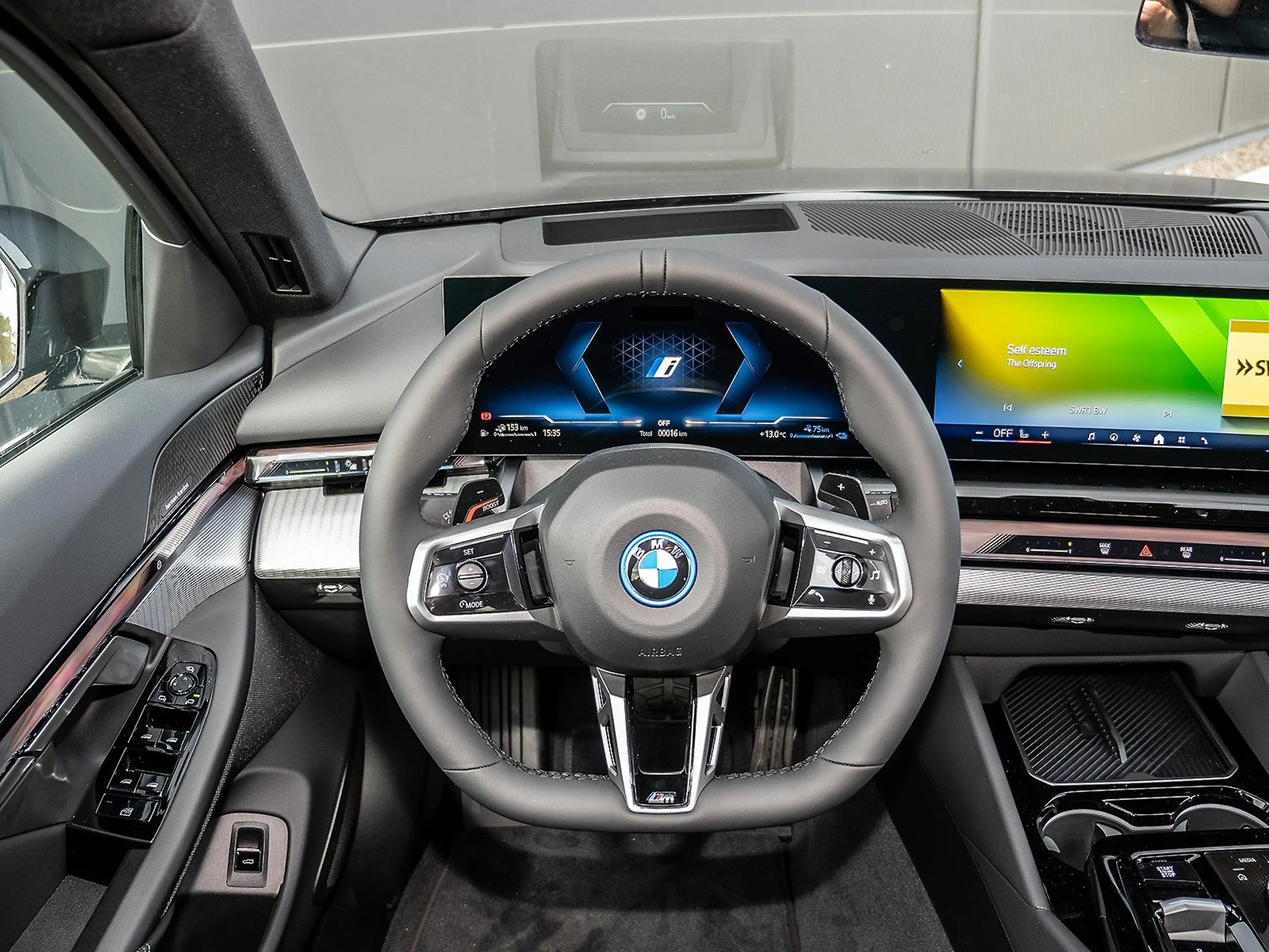 BMW 550 e xDrive HERBSTKNALLER 19.780 EUR sparen! — photo 9