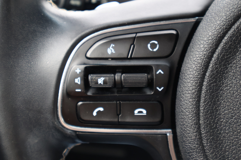 Kia e-Niro DynamicLine 39 kWh NL-auto / LMV / 1e Eigenaar / S — photo 11