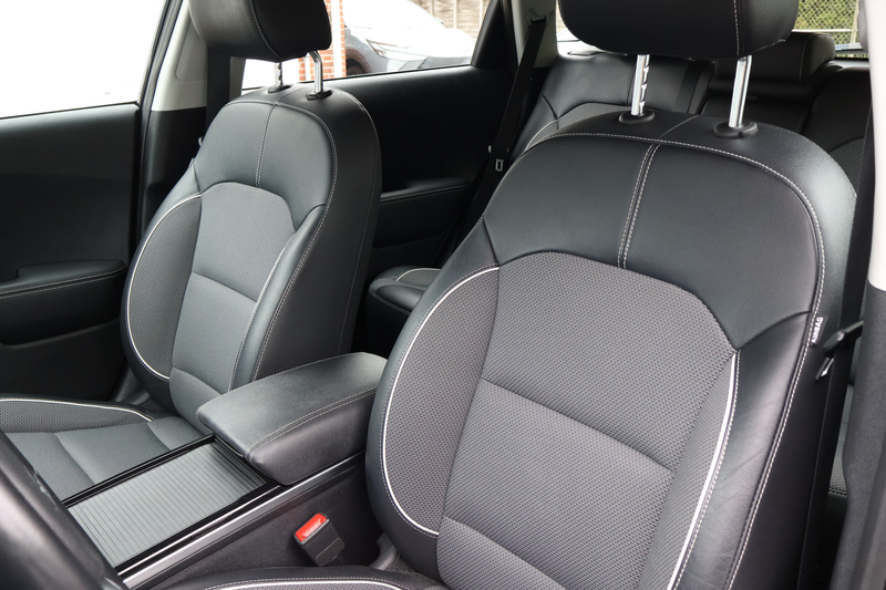 Kia e-Niro DynamicLine 39 kWh NL-auto / LMV / 1e Eigenaar / S — photo 10