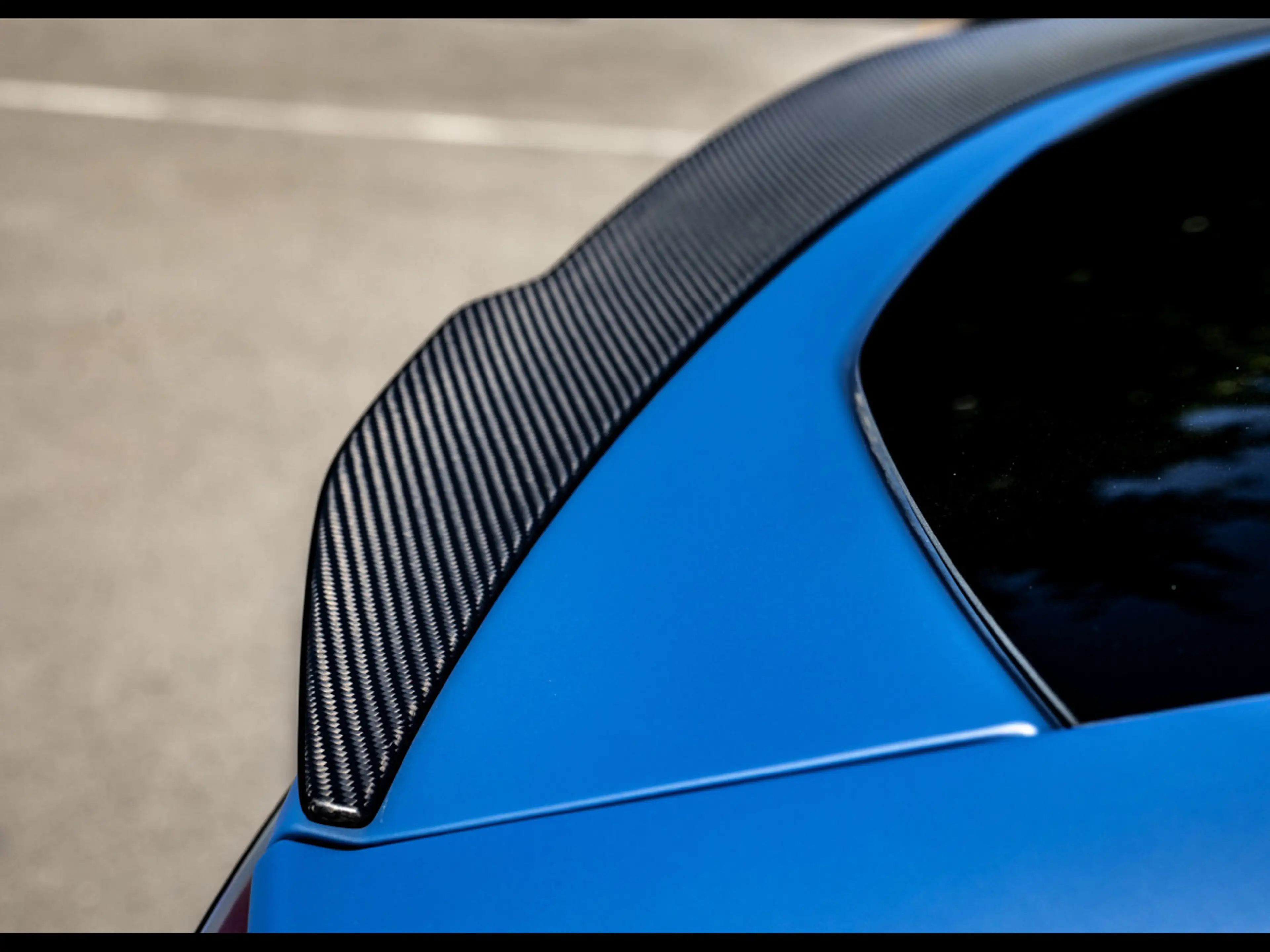Lamborghini Urus PERFORMANTE 666 CH°BLU GRIFO MATT°AKRA°5yr SERVICE — photo 9