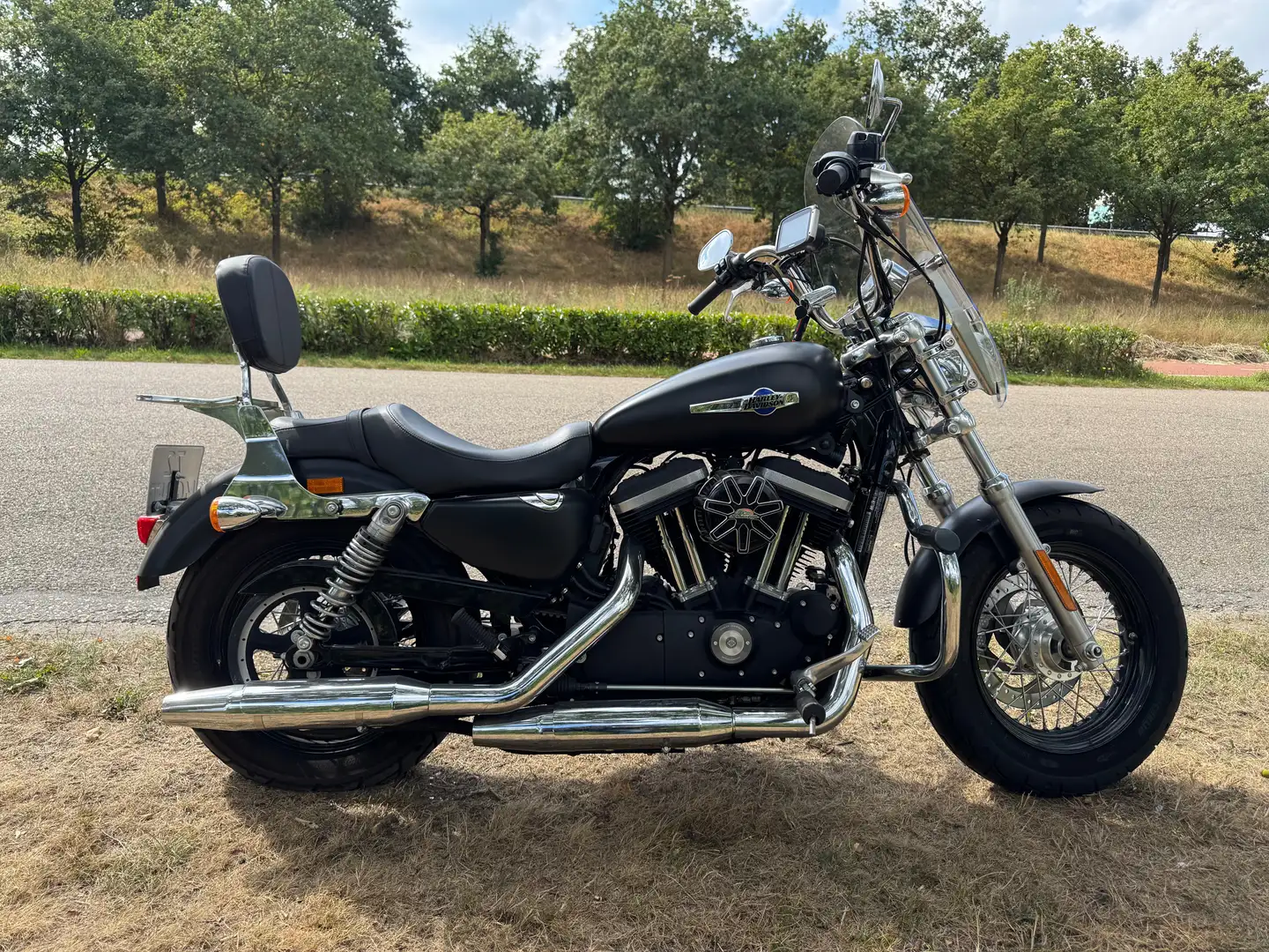 Harley-Davidson XL 1200 CUSTOM LIMITED B Zwart - 1