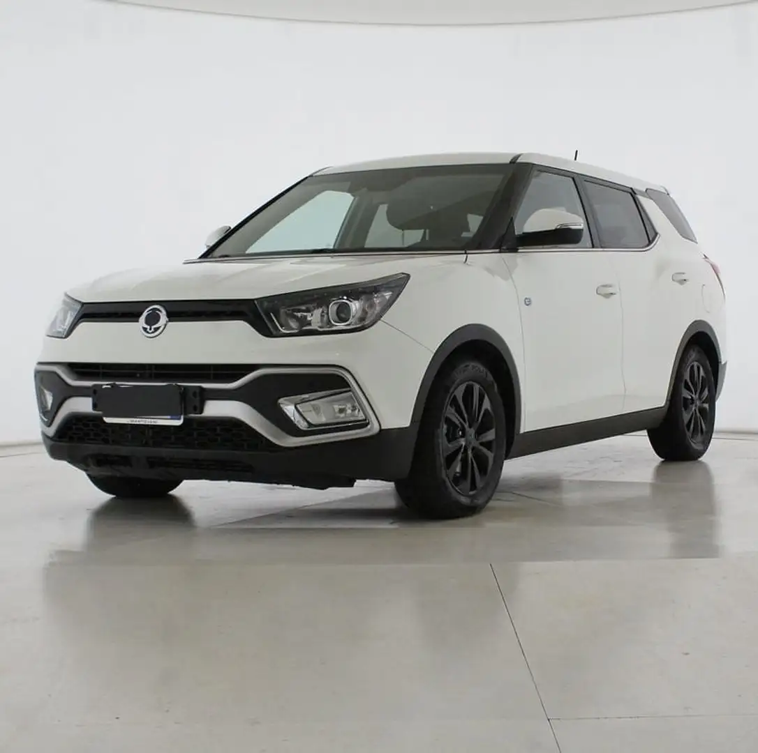 SsangYong XLV 1.6d 4WD Be Visual Cool Blanco - 1
