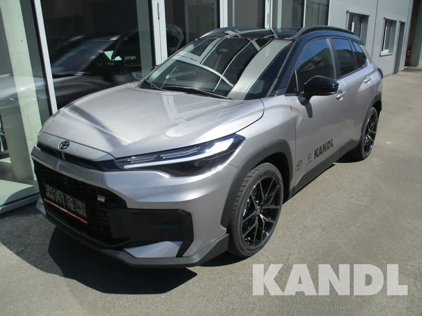 Toyota Corolla Cross 2.0 FWD GR Sport ACC+LED+Navi+SHZ Schwarz - 1