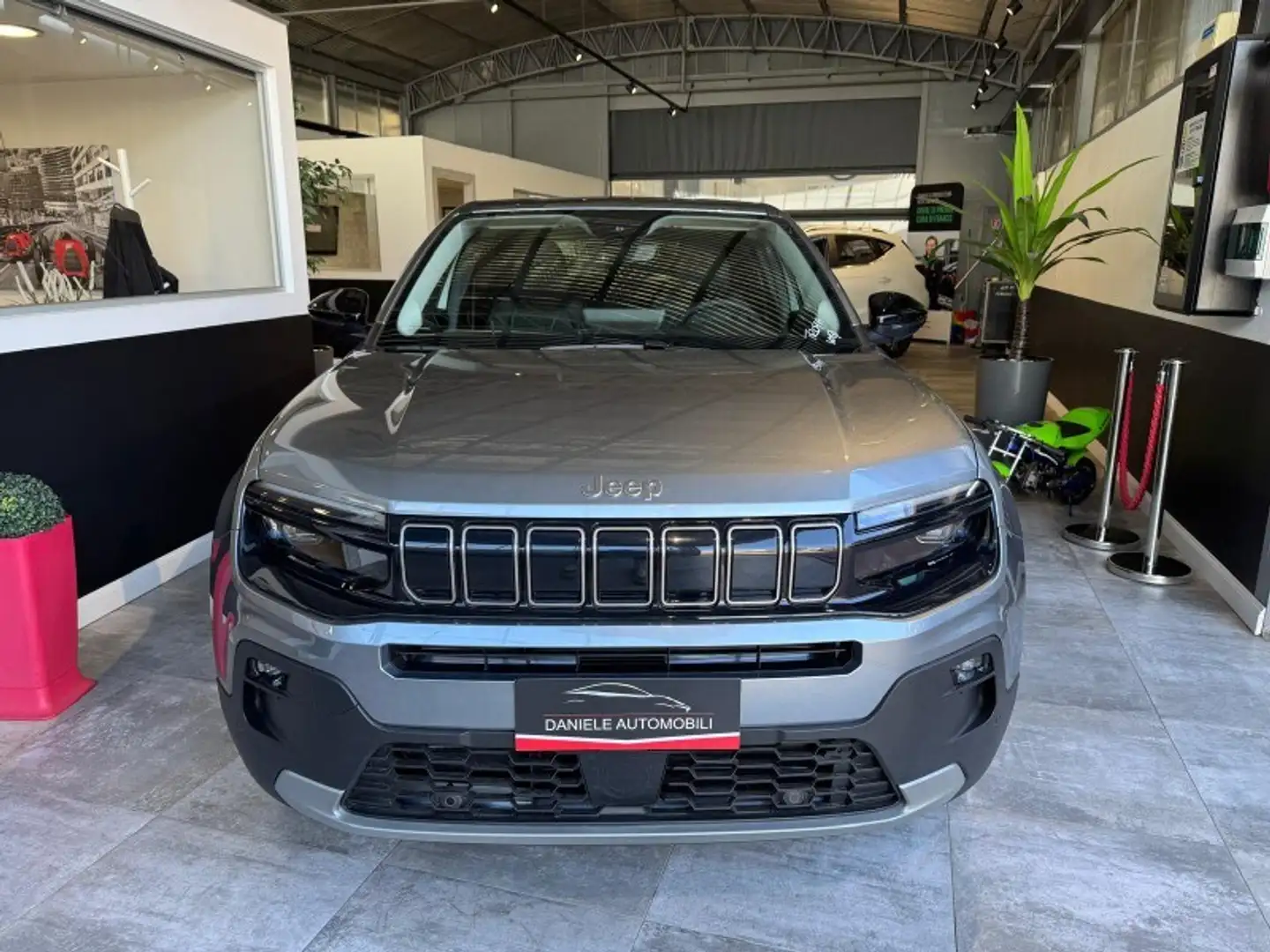 Jeep Avenger Avenger 1.2 Turbo 100 CV Summit Grey - 2