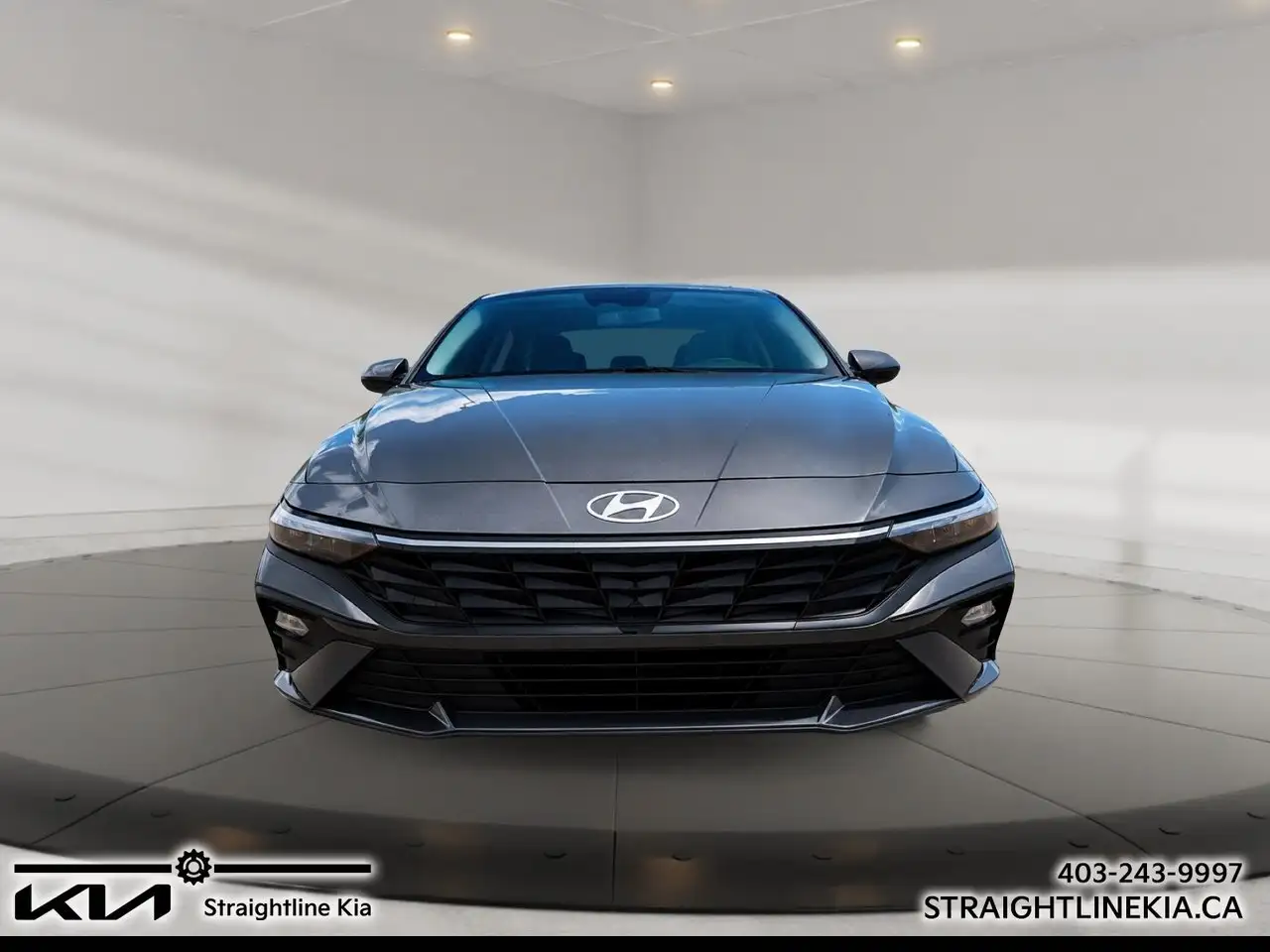 Hyundai ELANTRA fotografie Hyundai ELANTRA
