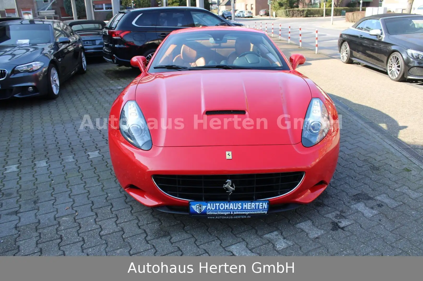 Ferrari California 4.3 V8 4-Sitzer*NAVI*XENON*LM20"*TOP* Rojo - 2