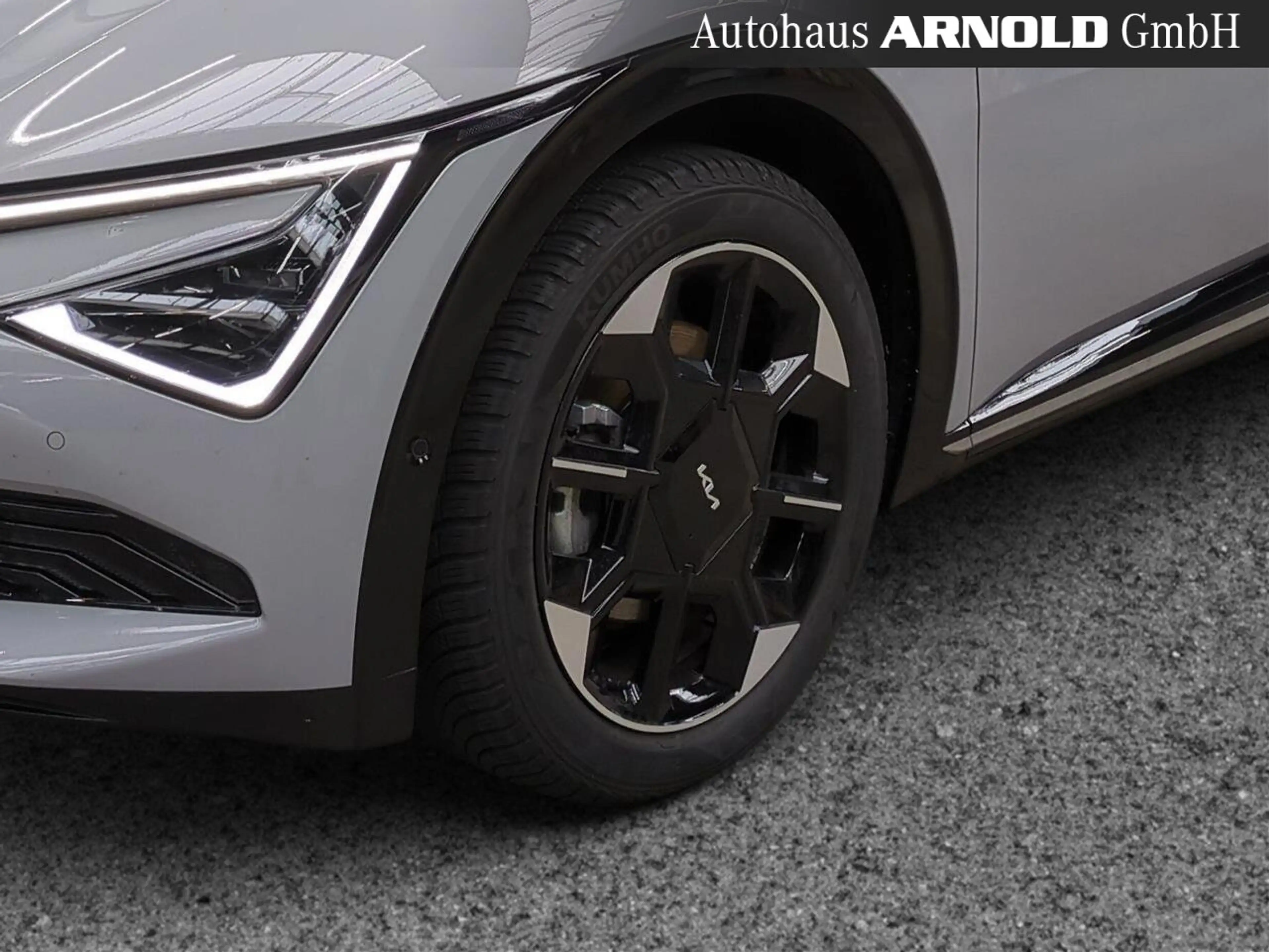 Kia EV6 EV6 84 kWh EARTH WP HuD 20" 360° Memory Sitzluft — photo 12