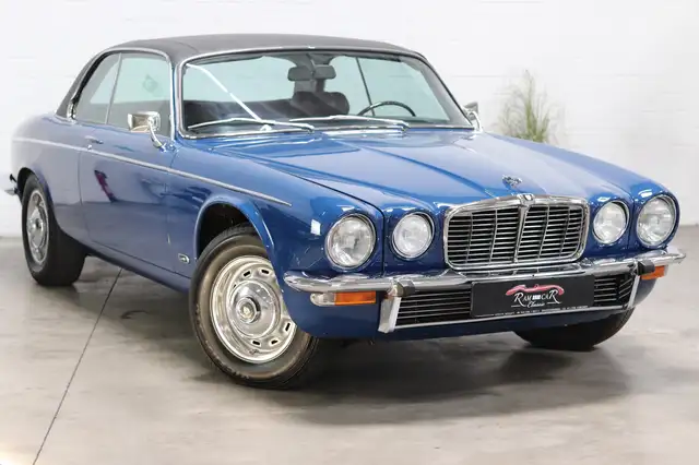 Jaguar XJ6