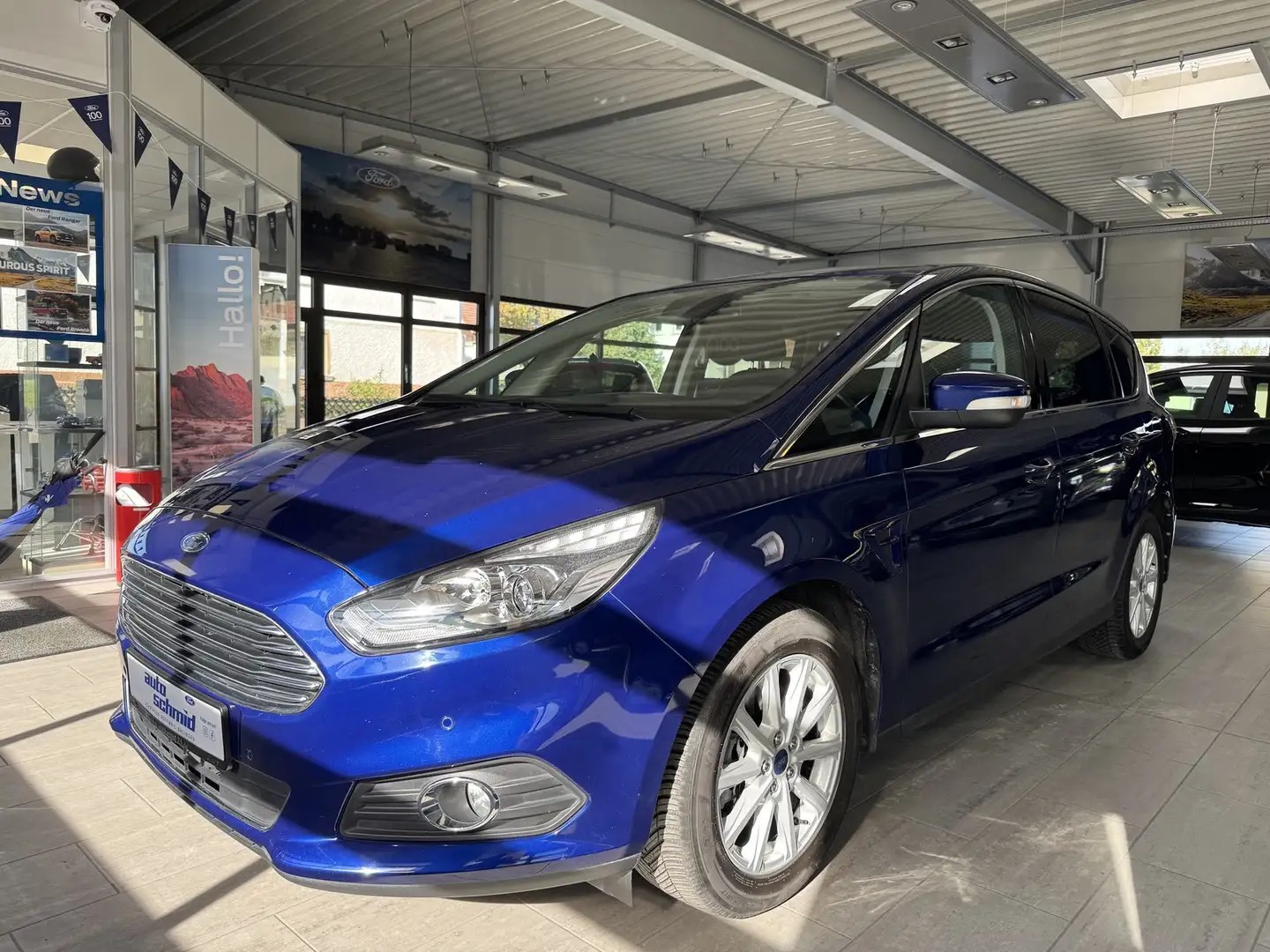 Ford S-Max S-MAX Titanium Blau - 1