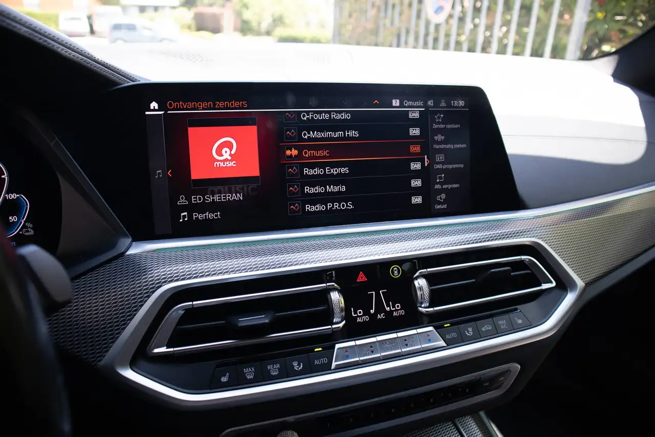 BMW X5 X DRIVE 45E, M-SPORT, PANO, KEYLESS, 360°, APPLE/ANDROID, LUCHTVERING, миниатюра 17