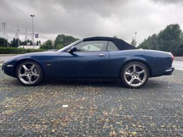 XKR 4.2i V8