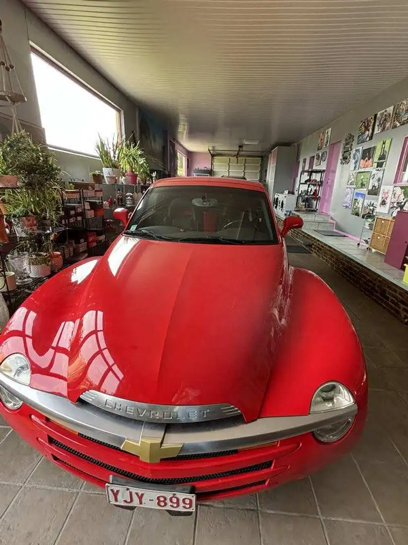 Chevrolet SSR Rosso - 1