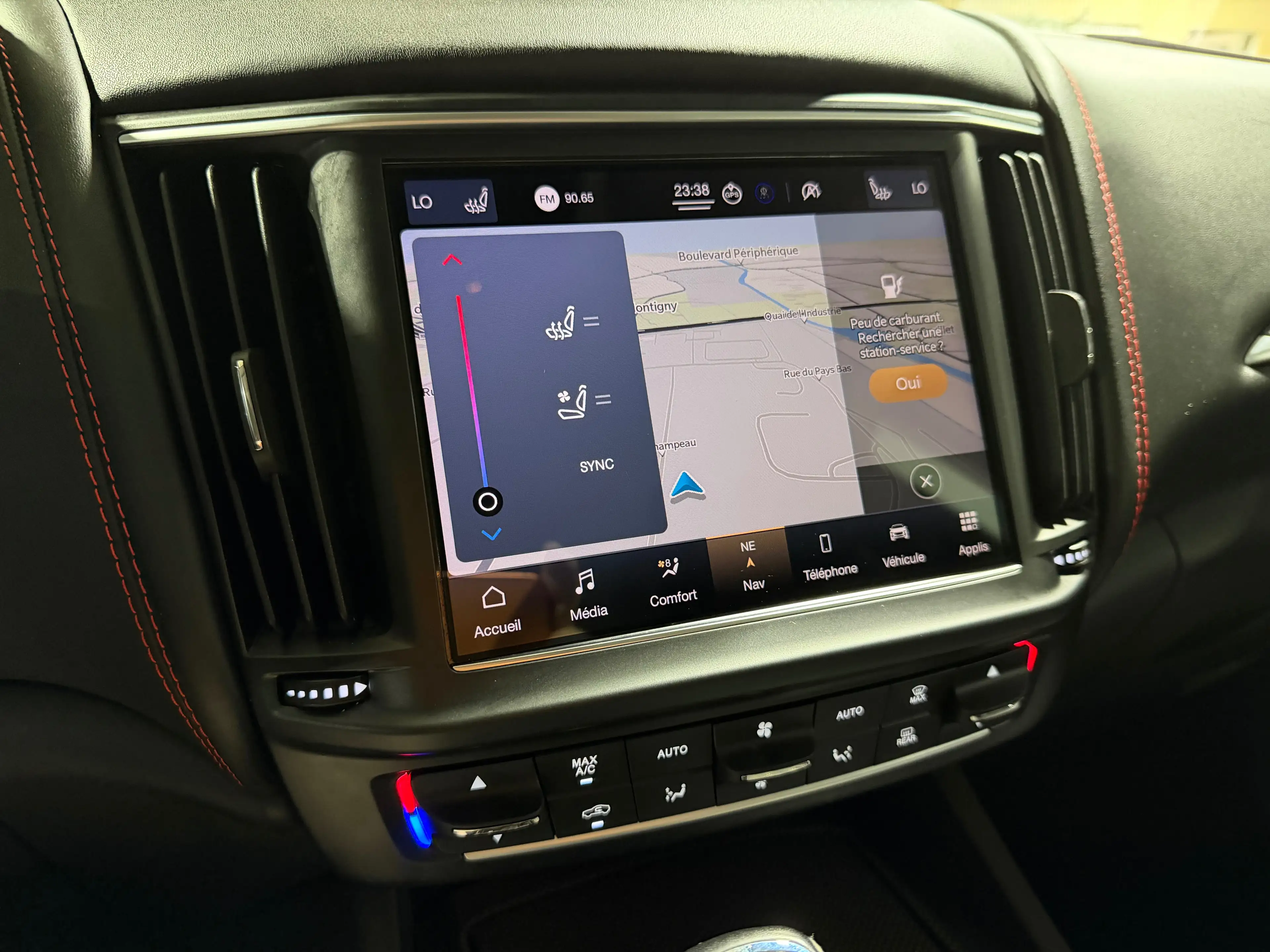 Maserati Levante GT 2.0 L4 mHEV 330CV SUSPENSION CARBONE CUIR CAMERA 360 DISTRONIC CARPLAY SOFT CLOSE FULL FULL OPTIONS — photo 14