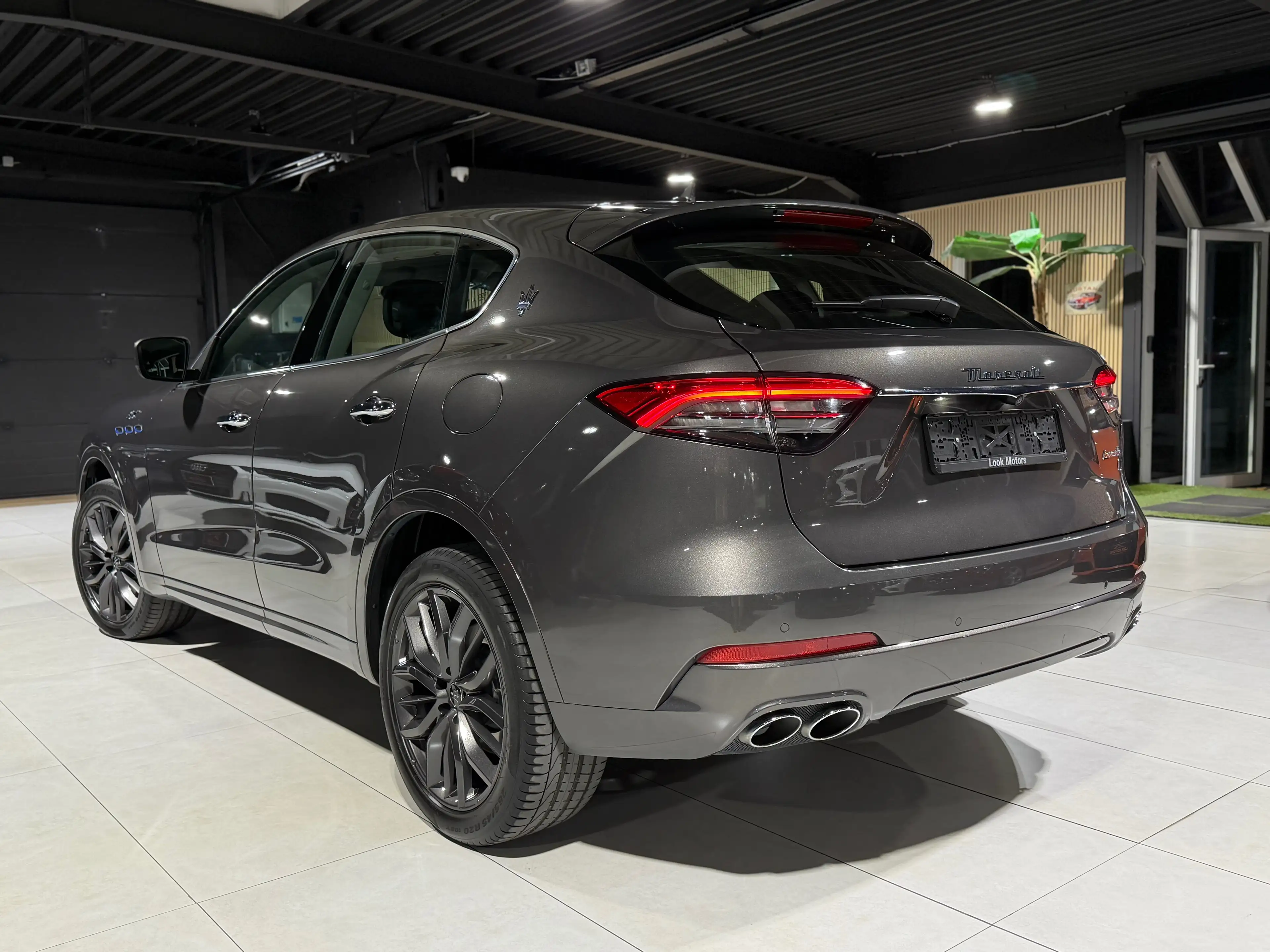 Maserati Levante GT 2.0 L4 mHEV 330CV SUSPENSION CARBONE CUIR CAMERA 360 DISTRONIC CARPLAY SOFT CLOSE FULL FULL OPTIONS — photo 3