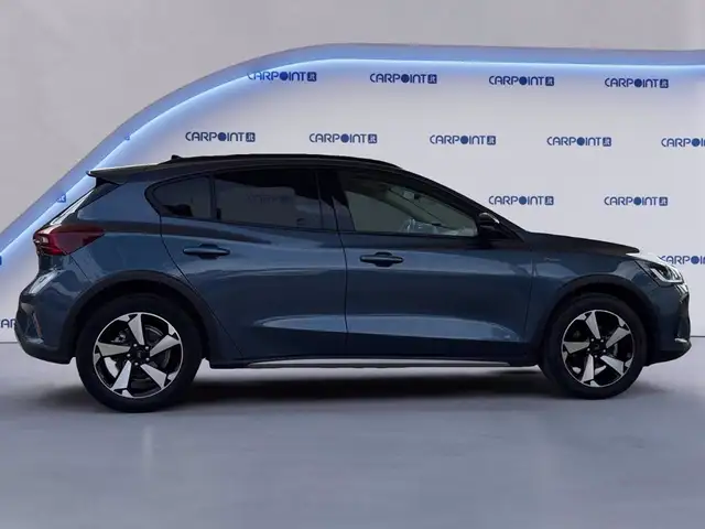 Ford Focus view 6