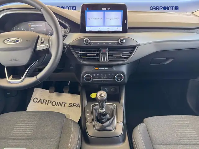 Ford Focus view 11