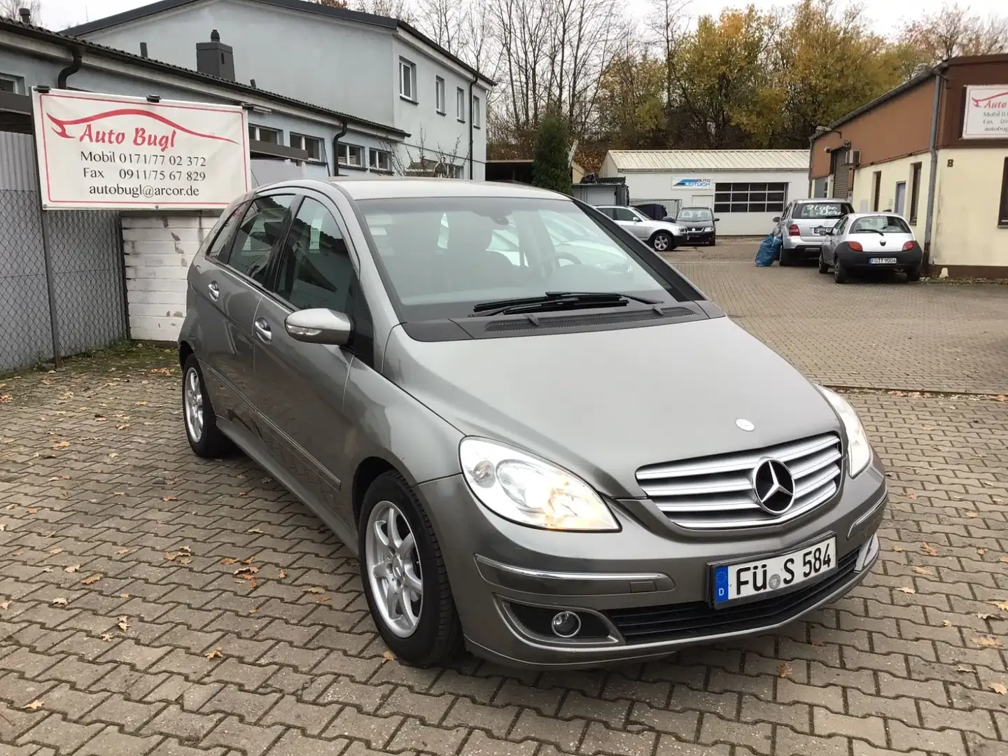 Mercedes-Benz B 170 B B 170+Alu+Klima+. TÜV+Au= 10/2027 Grau - 2