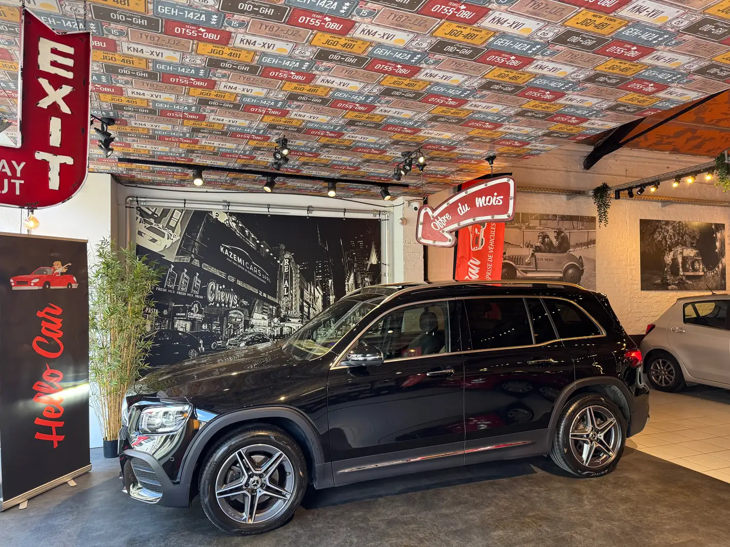 Mercedes-Benz GLB 200 d 4-Matic AMG * 7PL. * PANO * CAM 360 * JANTES 19 Nero - 1
