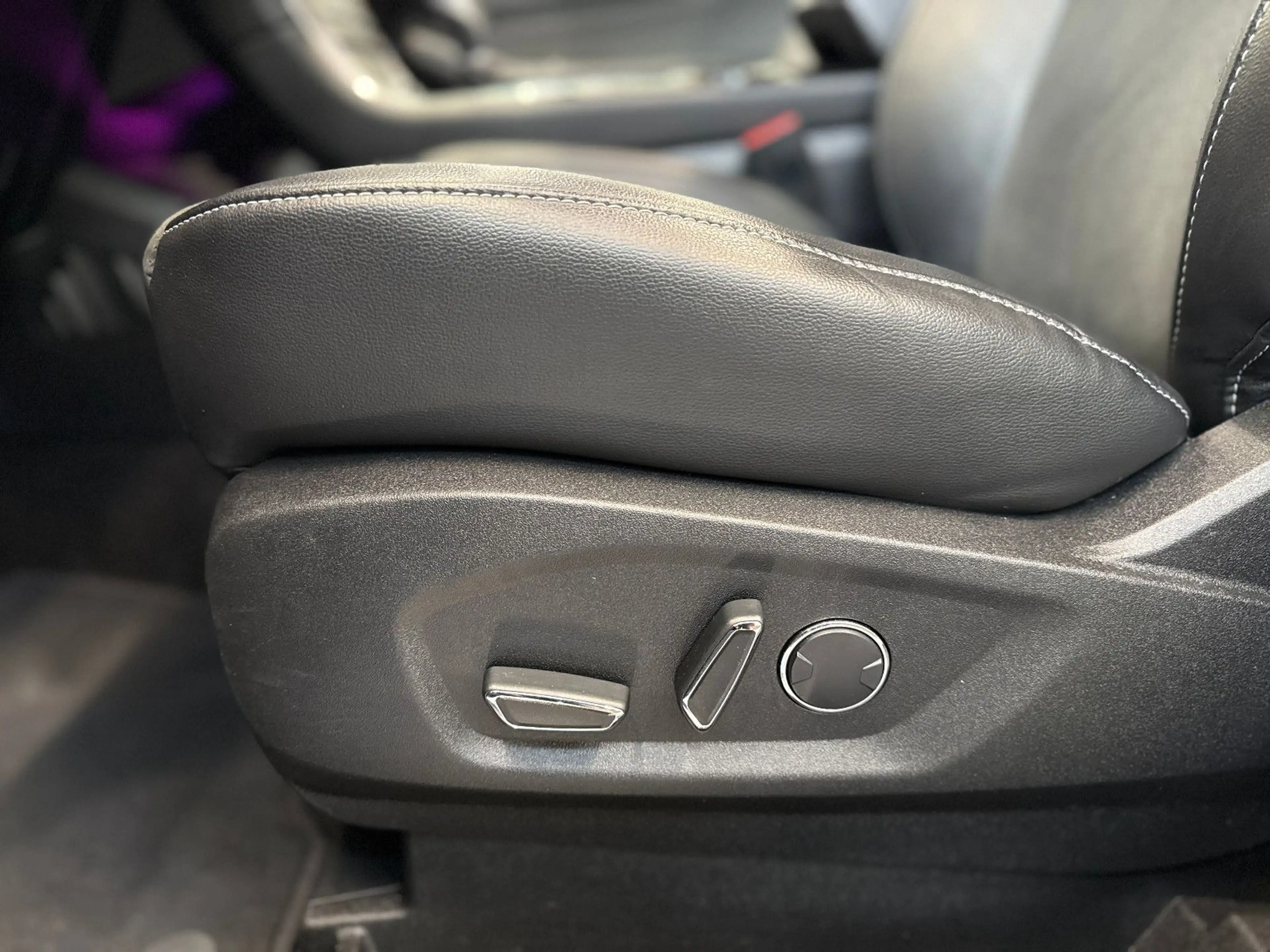 Ford Galaxy Titanium 5 J.GARANTIE 7 SITZ AHK PANO LED — photo 10