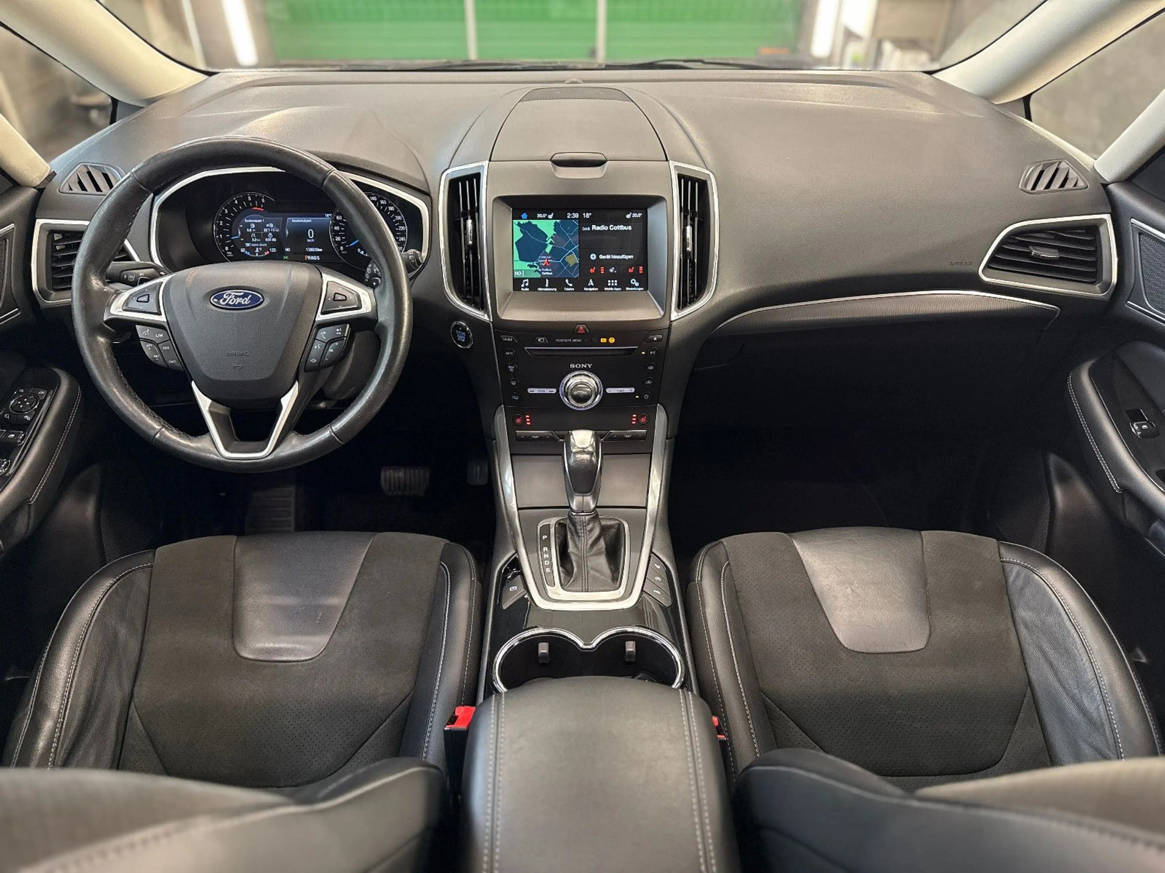 Ford Galaxy Titanium 5 J.GARANTIE 7 SITZ AHK PANO LED — photo 5