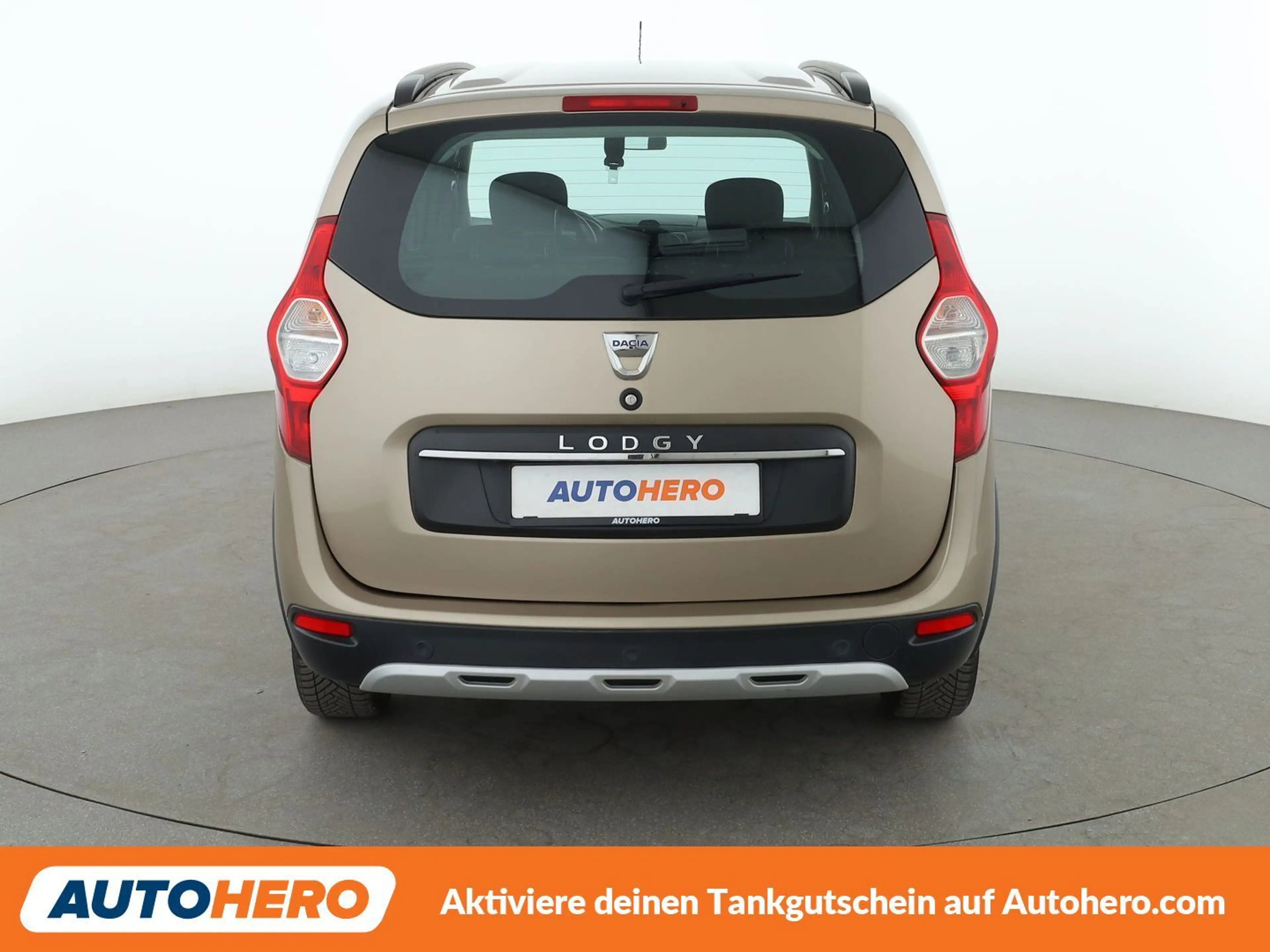 Dacia Lodgy 1.3 TCe Stepway Plus — photo 5