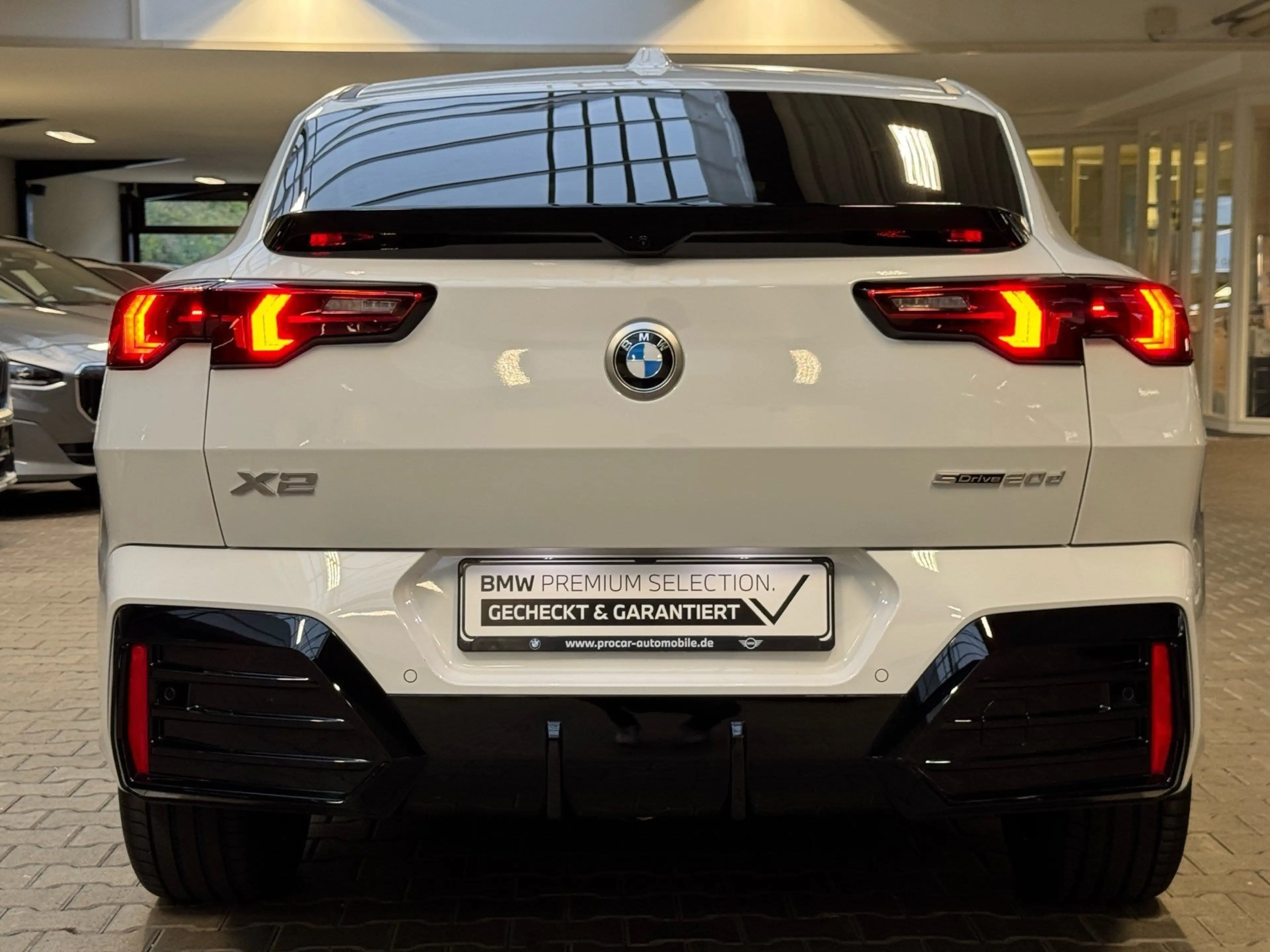 BMW X2 sDrive20d M Sport DA Prof 360° HuD H/K Memory — photo 4