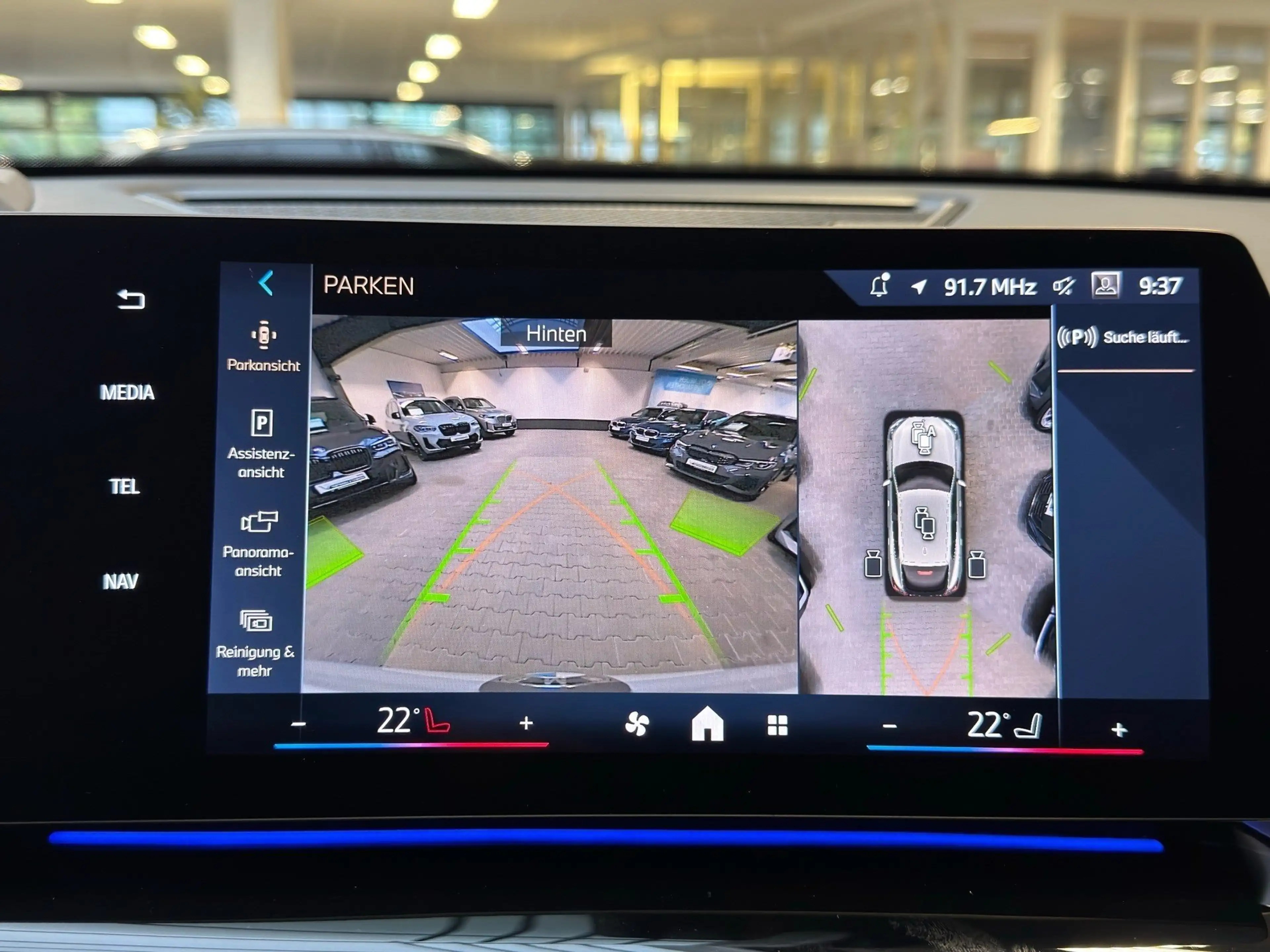 BMW X2 sDrive20d M Sport DA Prof 360° HuD H/K Memory — photo 13