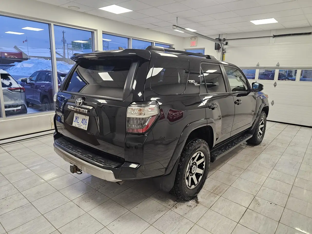 Toyota 4-Runner снимка Toyota 4-Runner