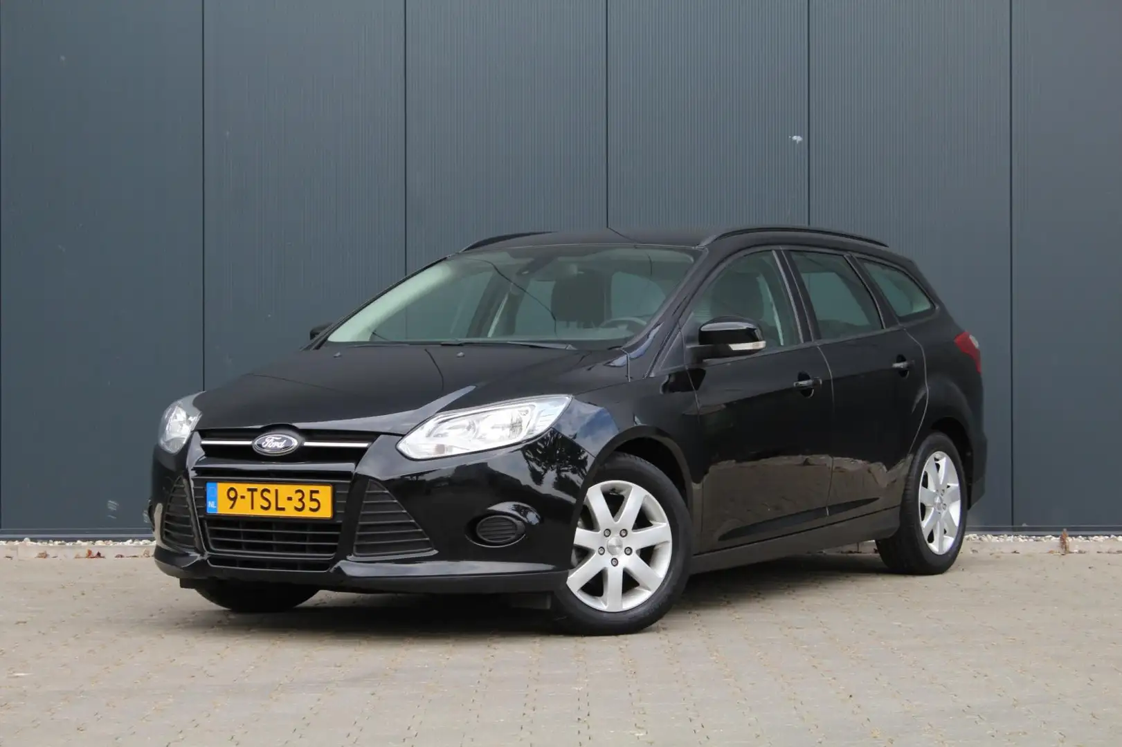 Ford Focus Wagon 1.0 EcoBoost Edition | Navigatie | Cruise co Negro - 1