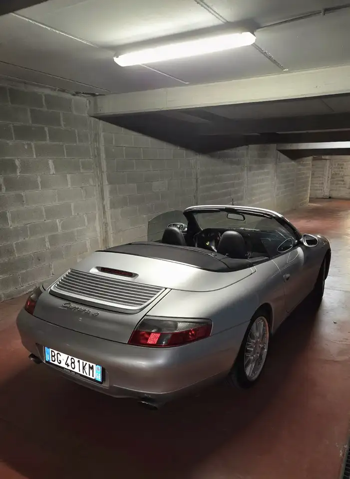 Porsche 911 IV Carrera 996 Cabrio Cabrio 3.4 Carrera 4, foto 6