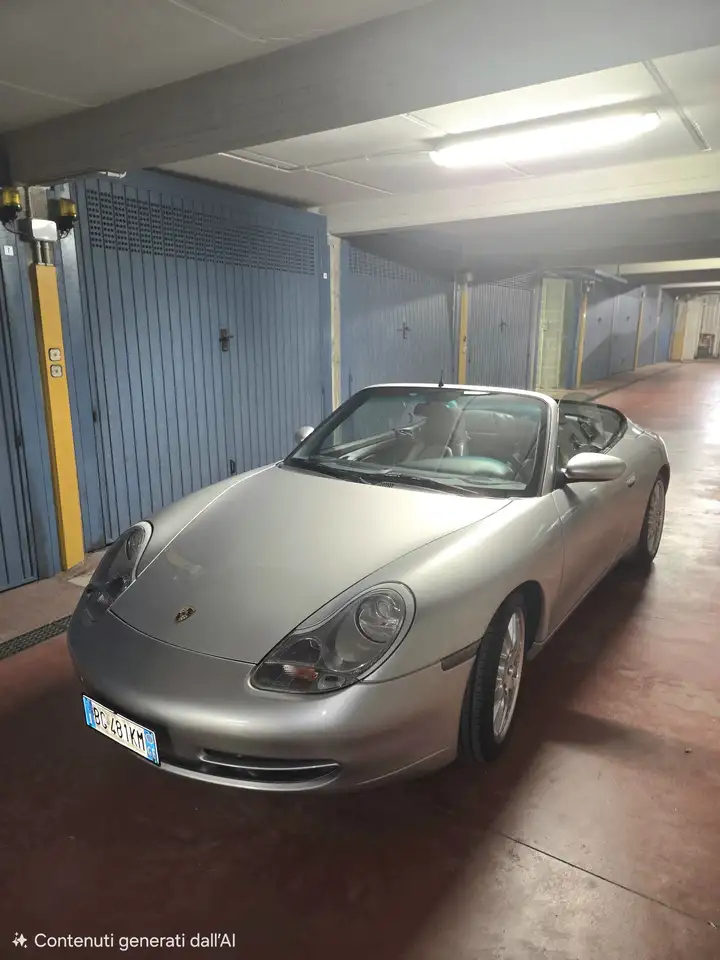 Porsche 911 IV Carrera 996 Cabrio Cabrio 3.4 Carrera 4, foto 5