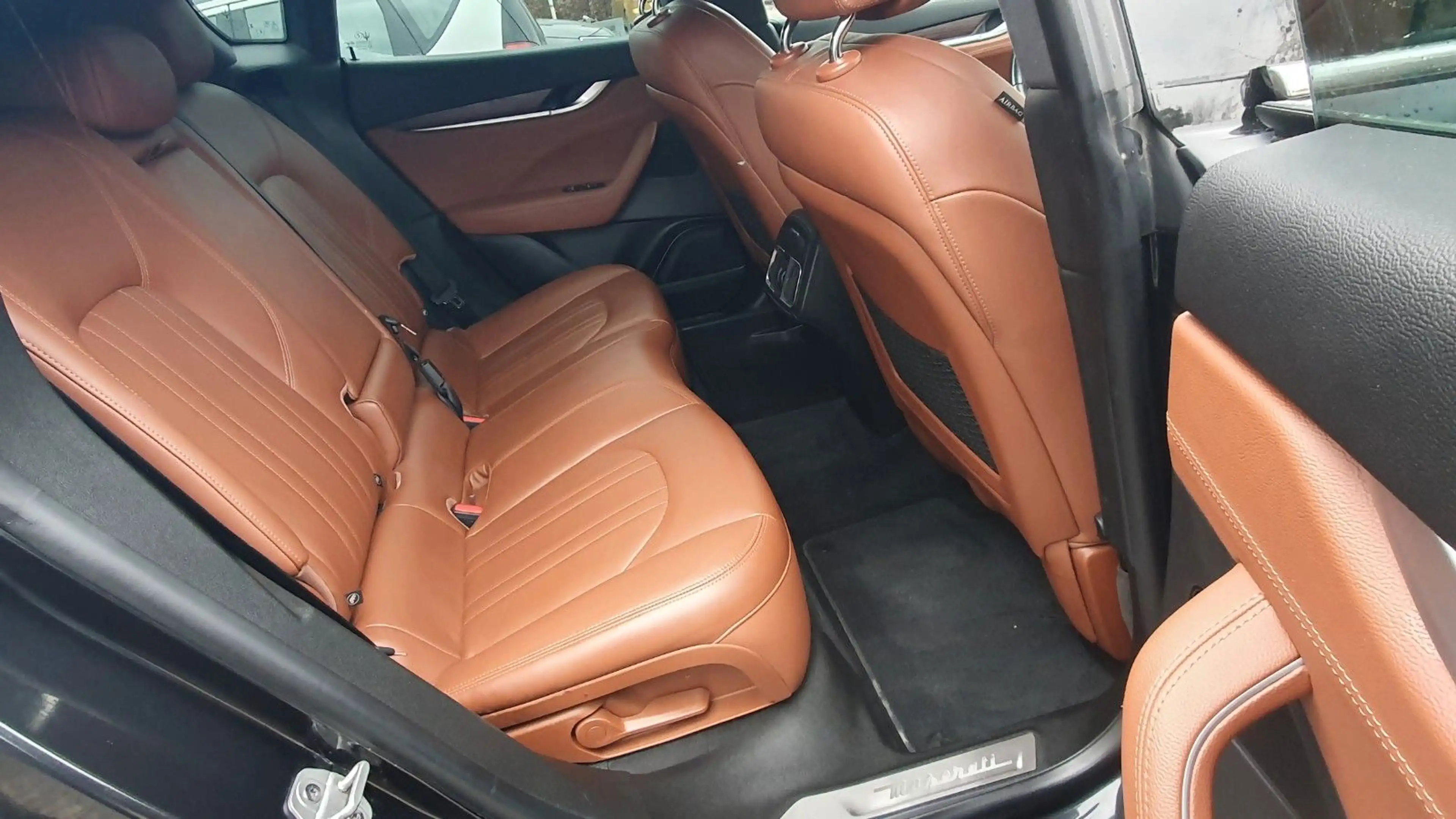 Maserati Levante Diesel,Kamera 360,Keyless, Luftfeder — photo 5