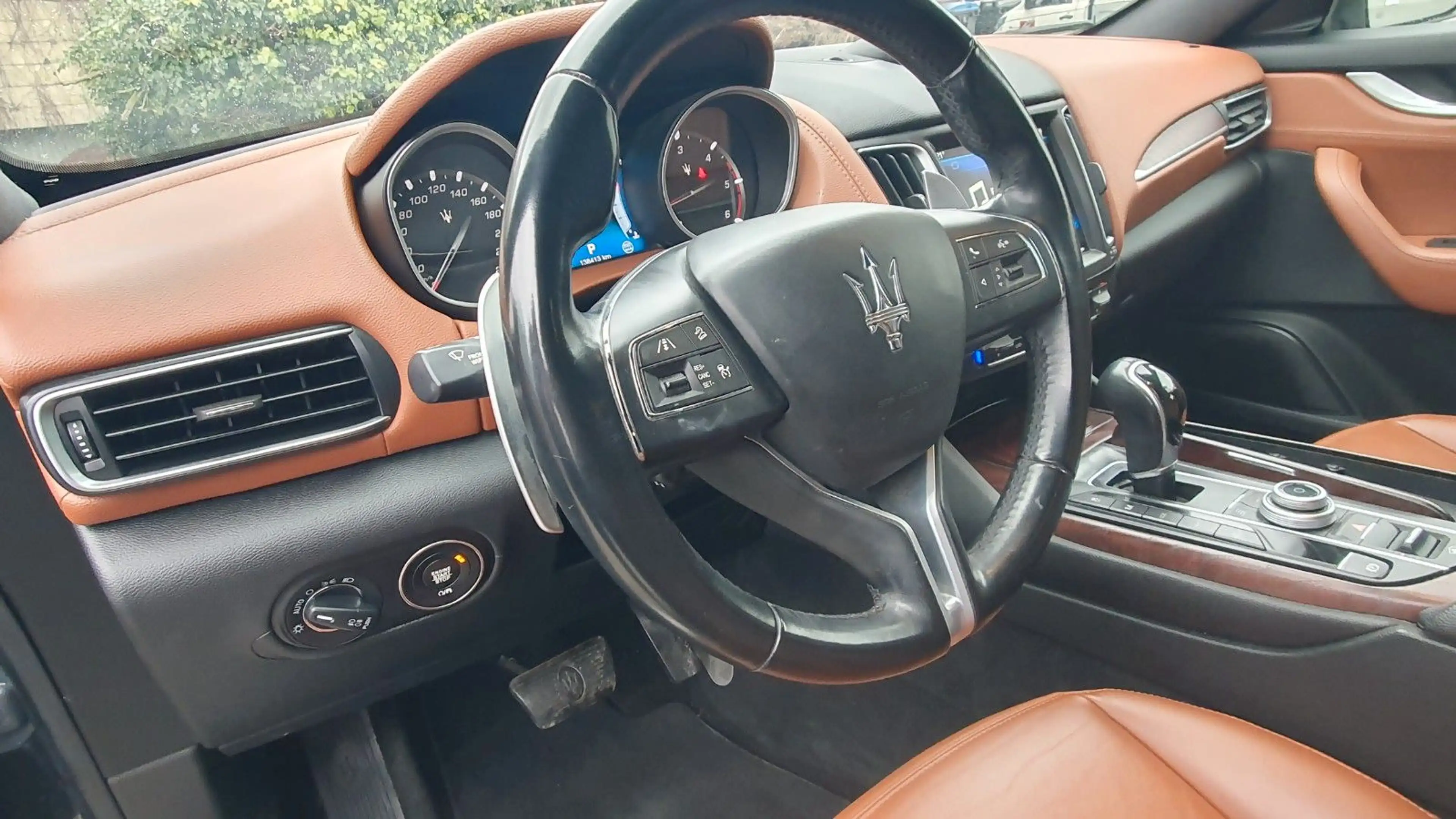 Maserati Levante Diesel,Kamera 360,Keyless, Luftfeder — photo 8