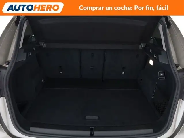 BMW 2 Series view 18