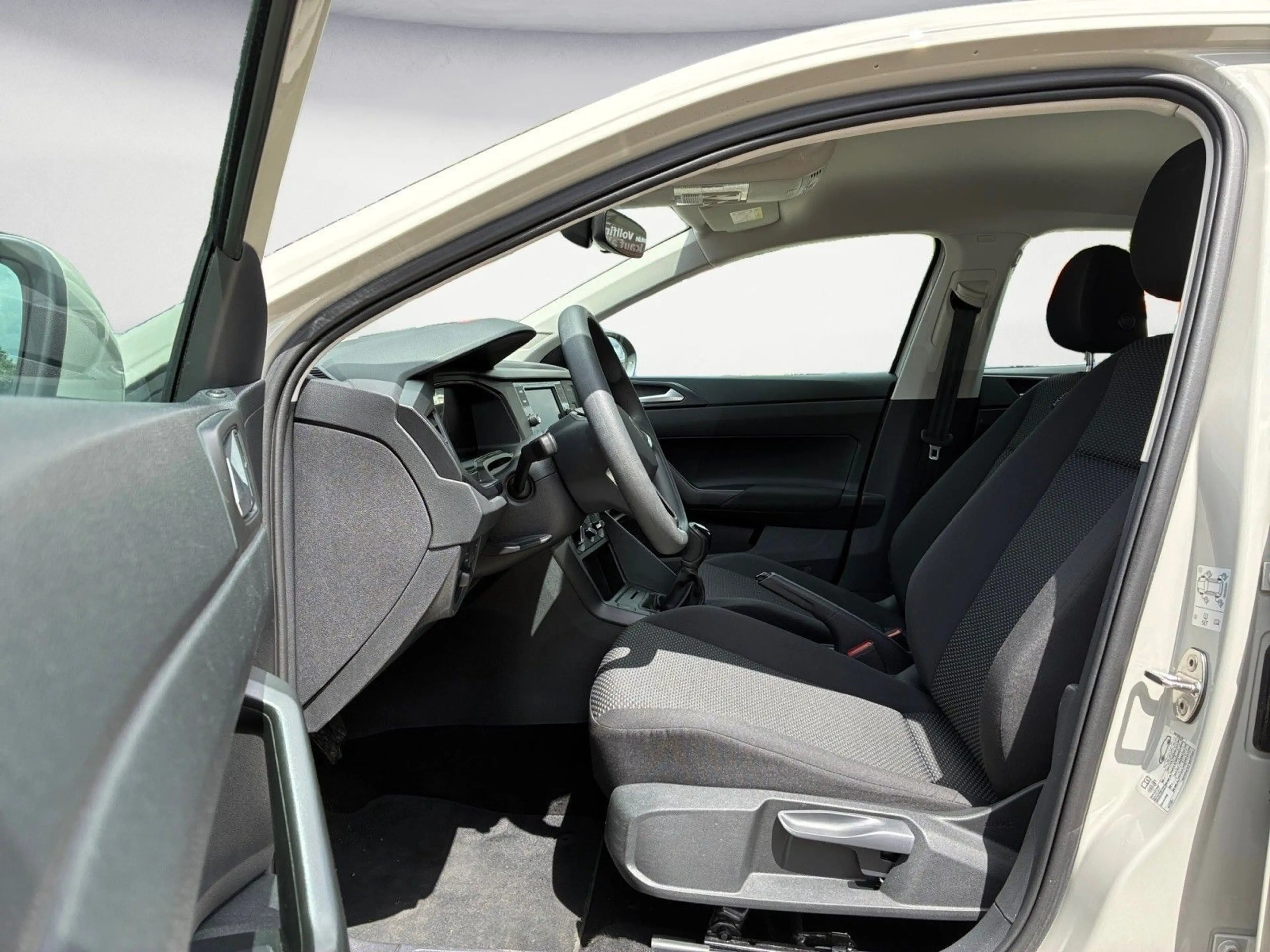 Volkswagen Taigo 1.0 TSI DAB+*KLIMA*DIGITAL-COCKPIT*LED*ZV — photo 7