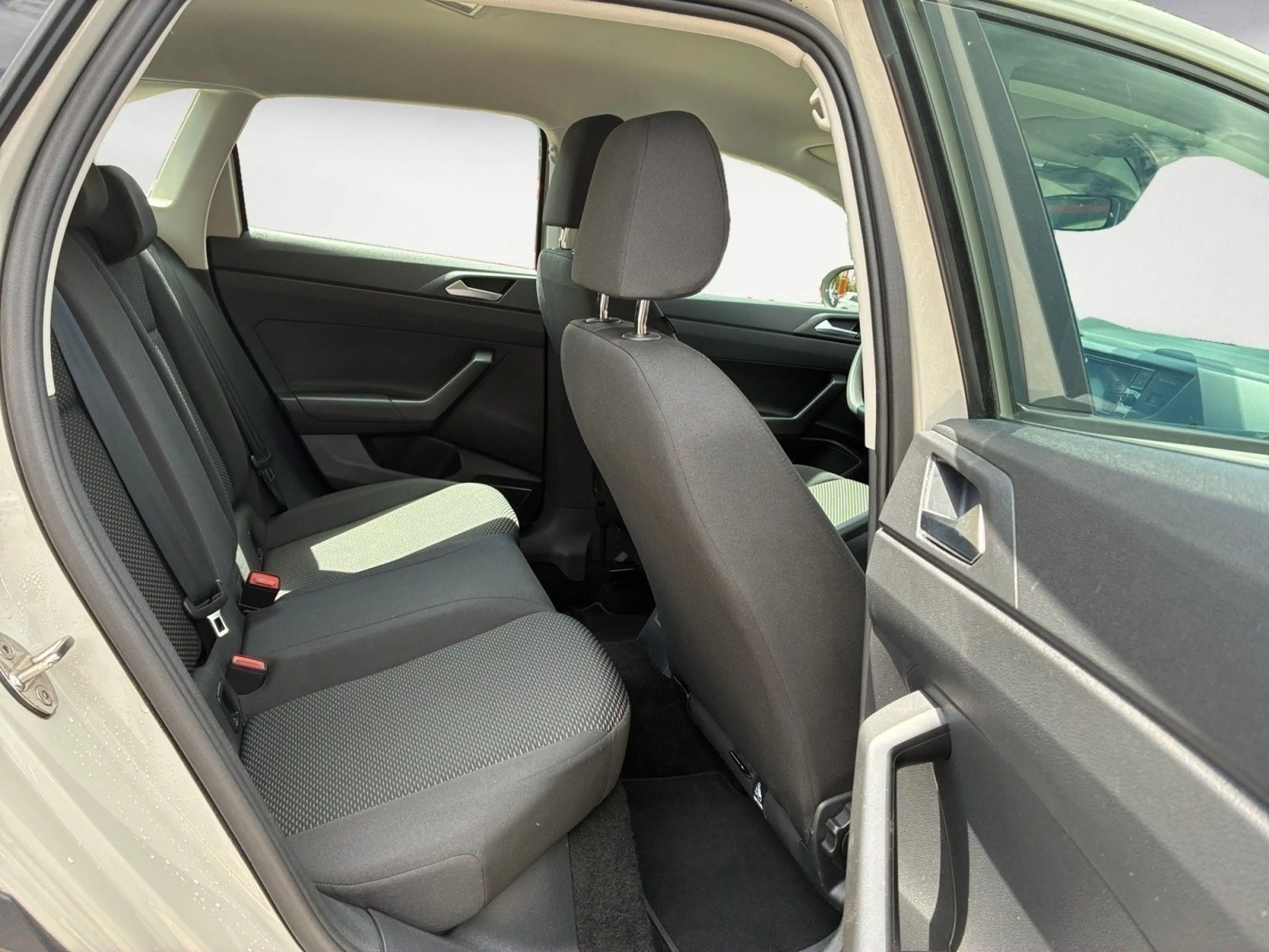 Volkswagen Taigo 1.0 TSI DAB+*KLIMA*DIGITAL-COCKPIT*LED*ZV — photo 14