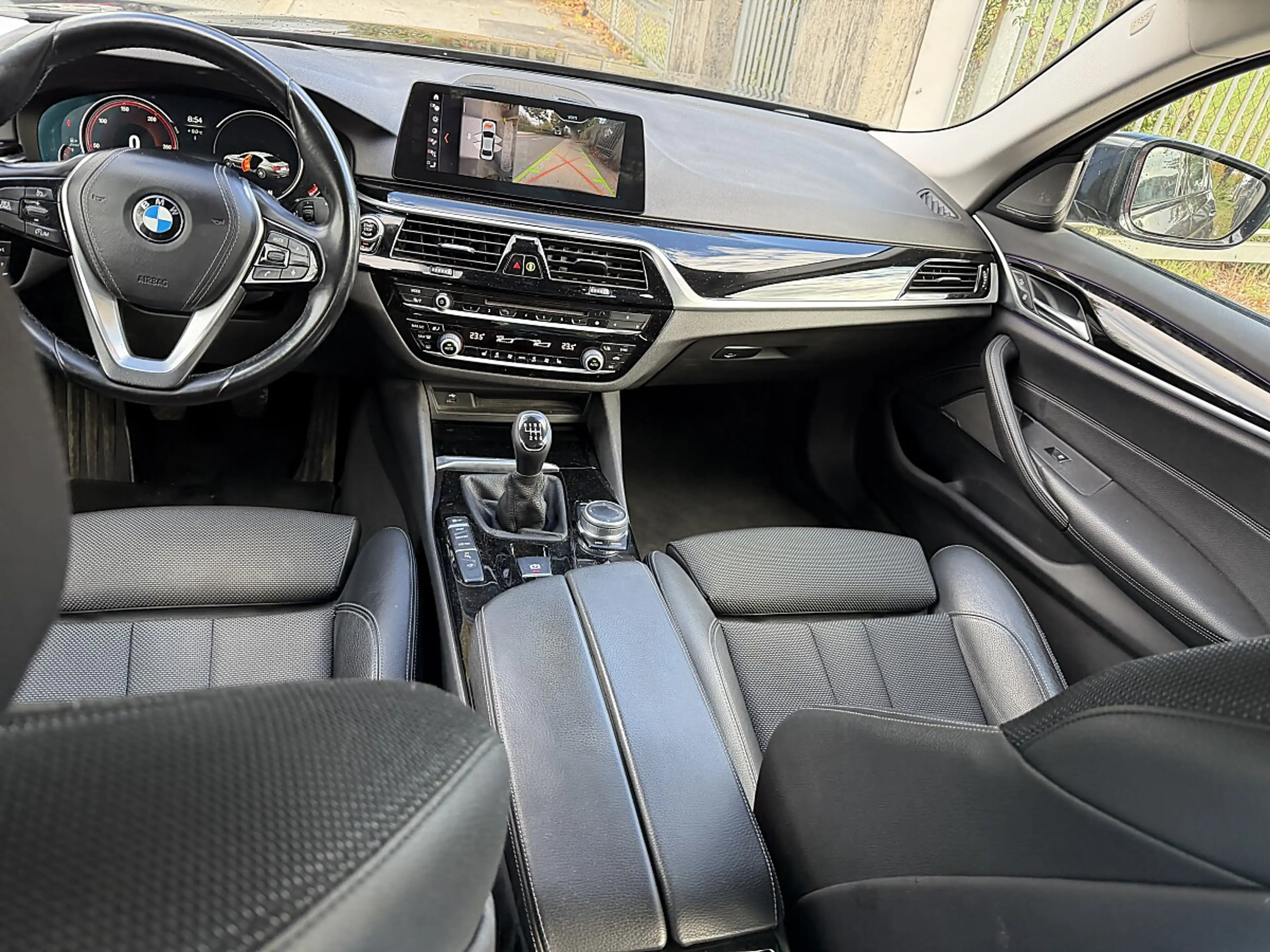 BMW 520 d Sport Line **Ambiente/Led/M Sitze/Night Paket... — photo 10