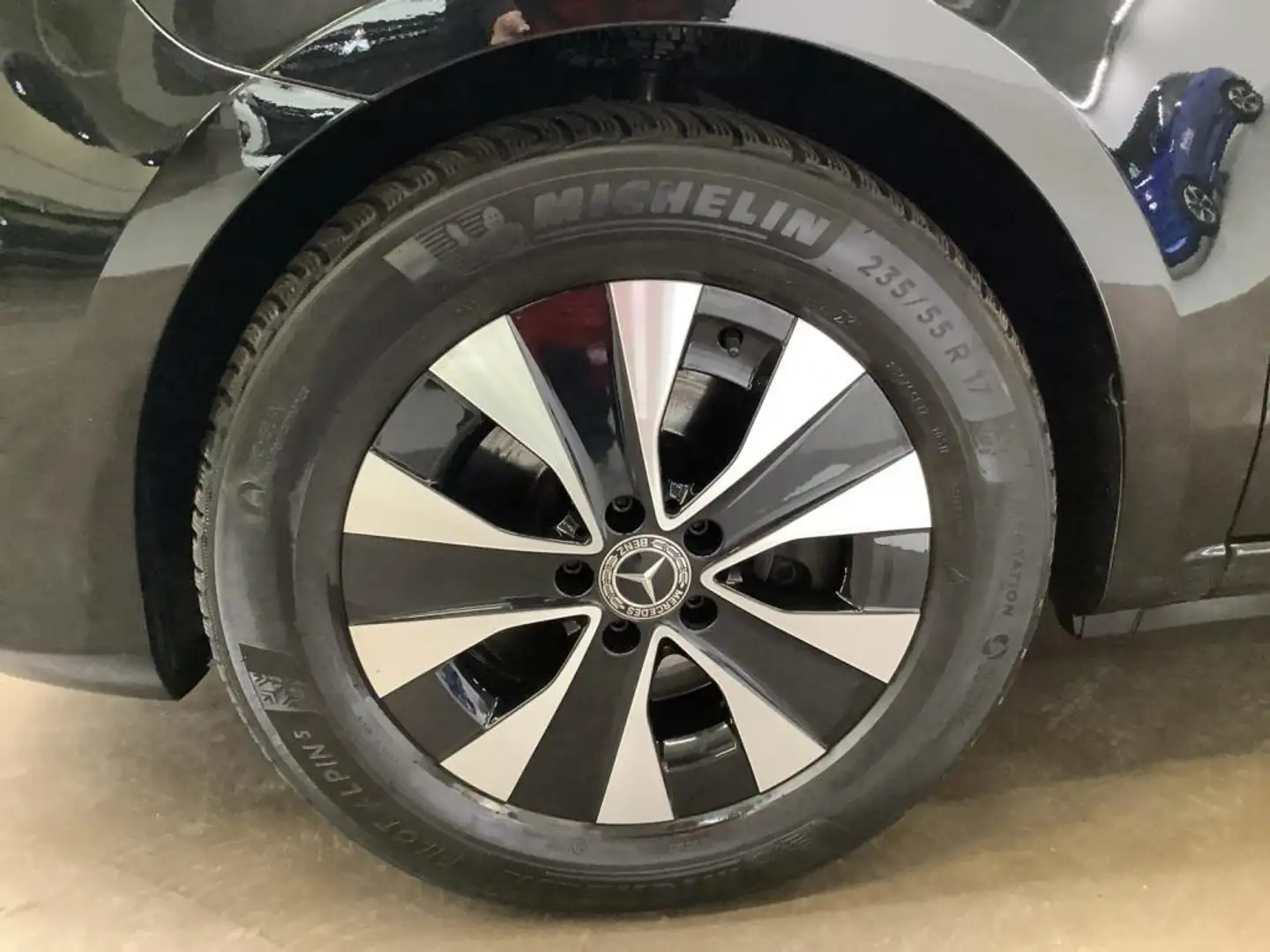 Mercedes-Benz V 300 d Avantgarde extralang  ILS-LED/Standheizg Schwarz - 2