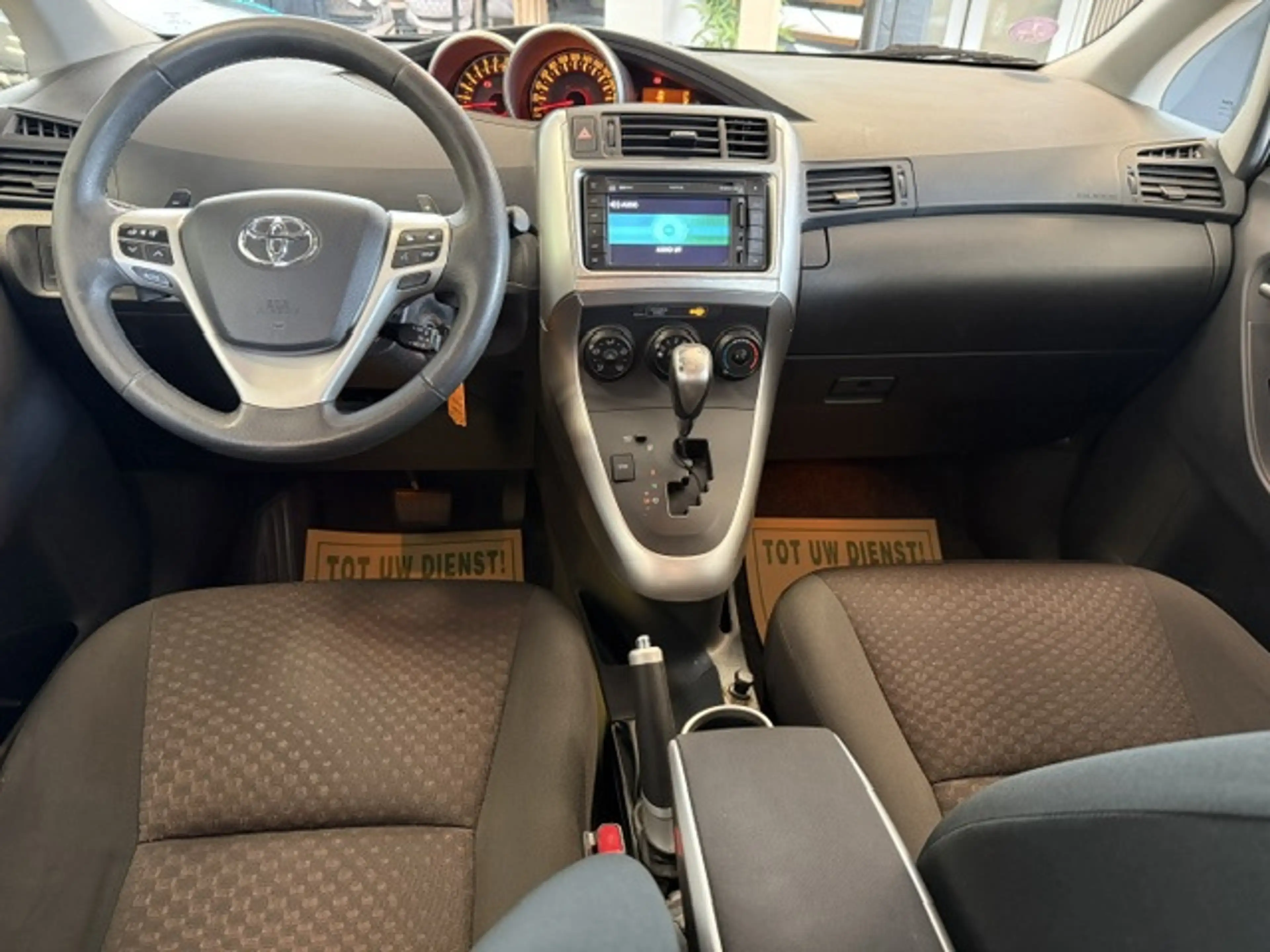 Toyota Verso 1.8 VVT-i Business 7p. Automaat Cruise Dealeronder — photo 14