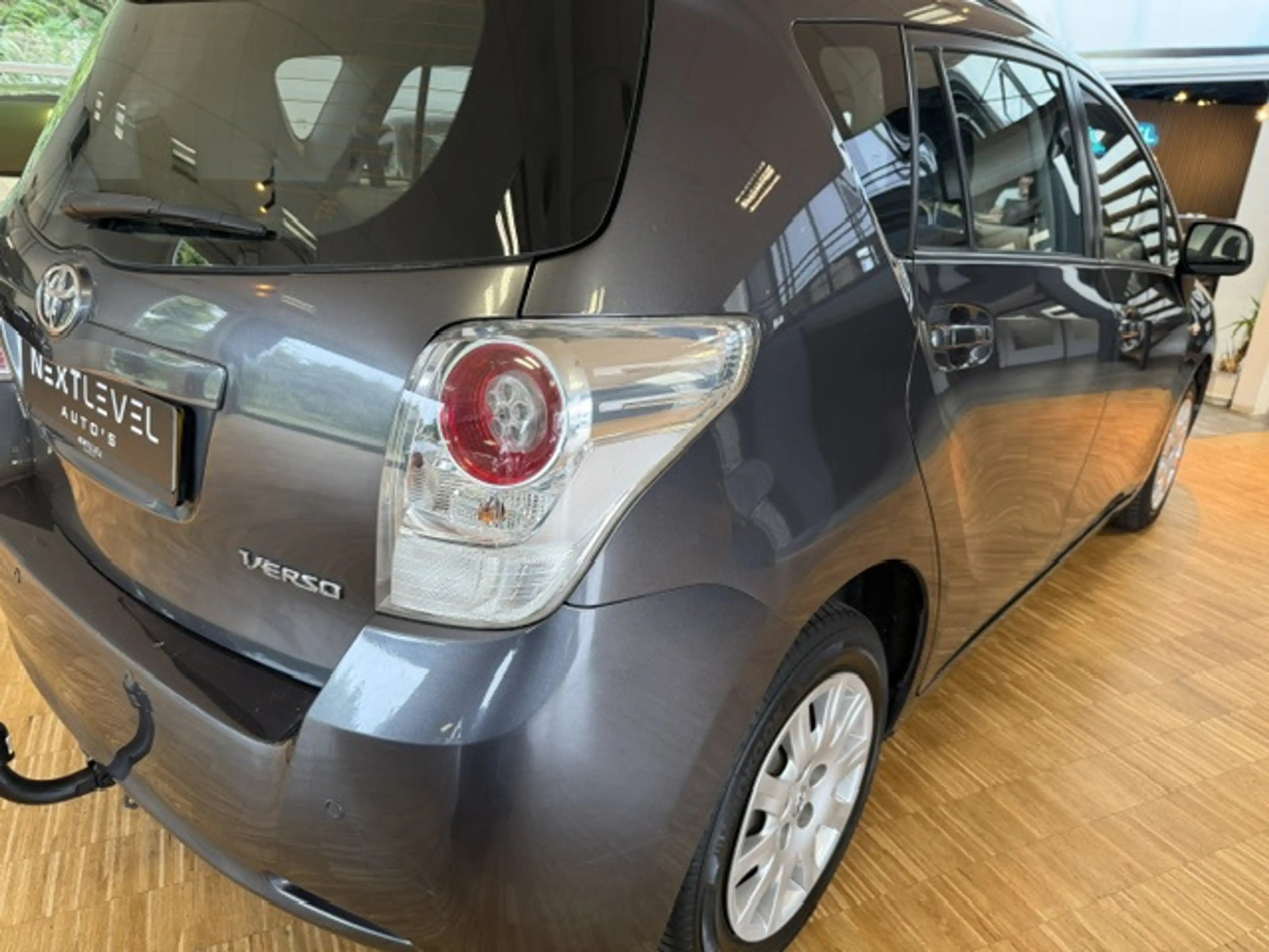 Toyota Verso 1.8 VVT-i Business 7p. Automaat Cruise Dealeronder — photo 8