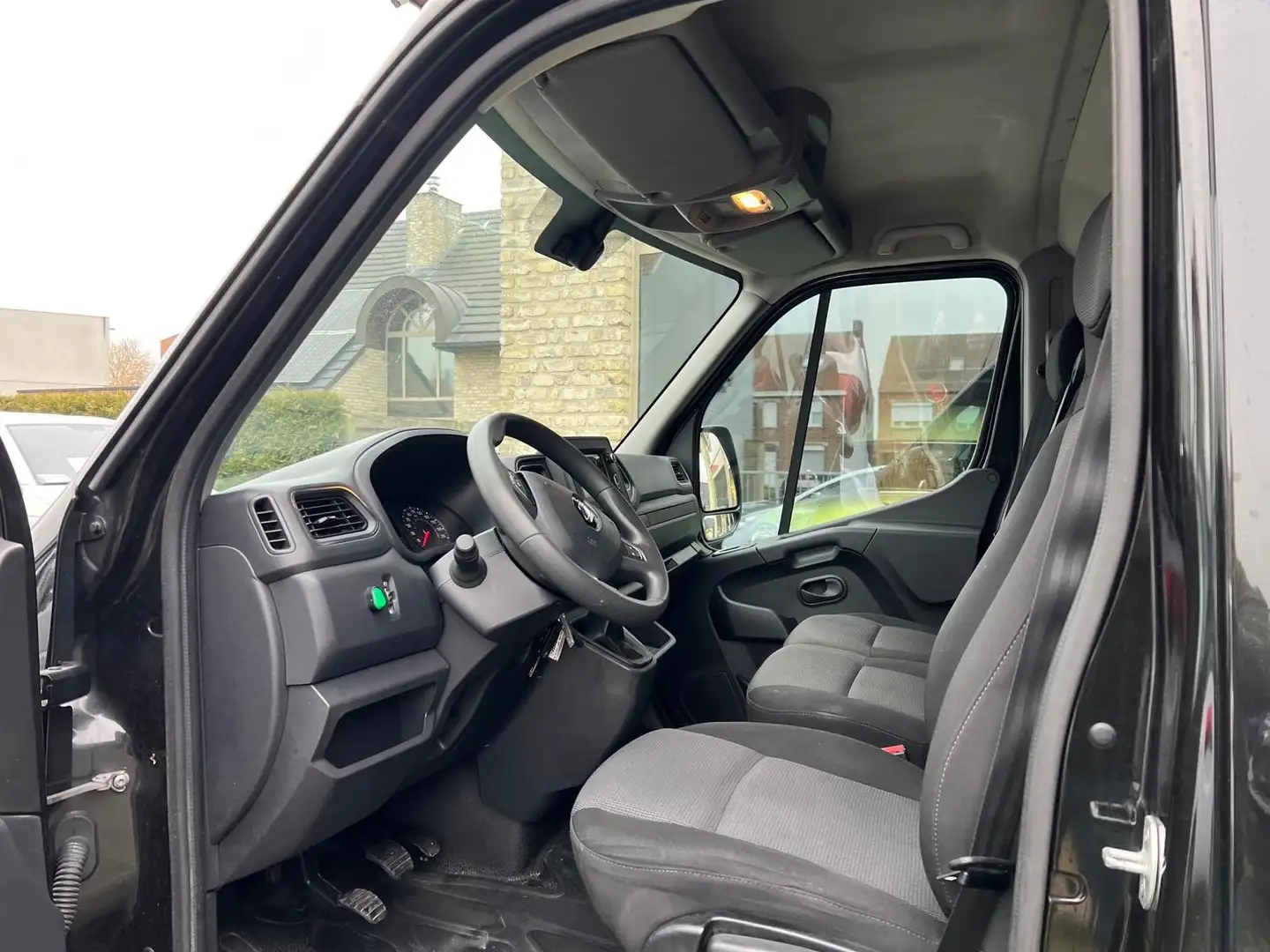 Renault Master 2.3 D RED Zwart - 2