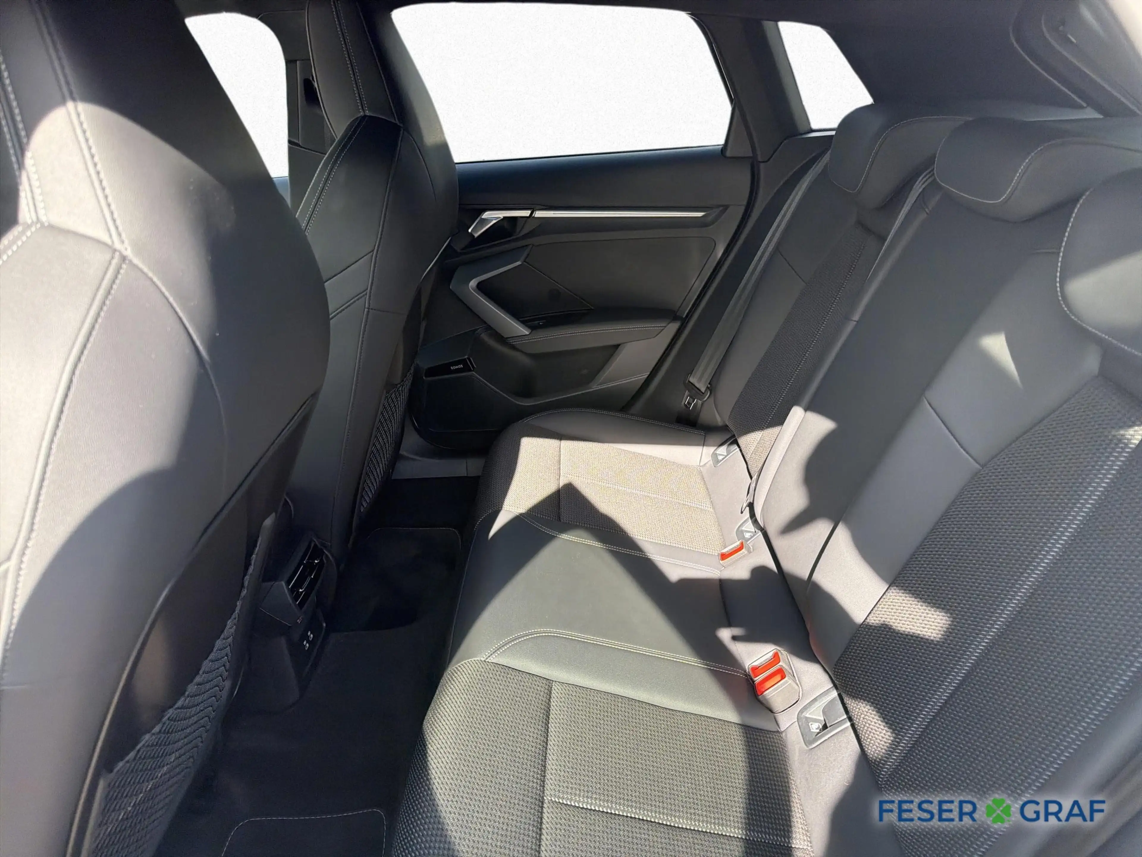Audi S3 Sportback — photo 11