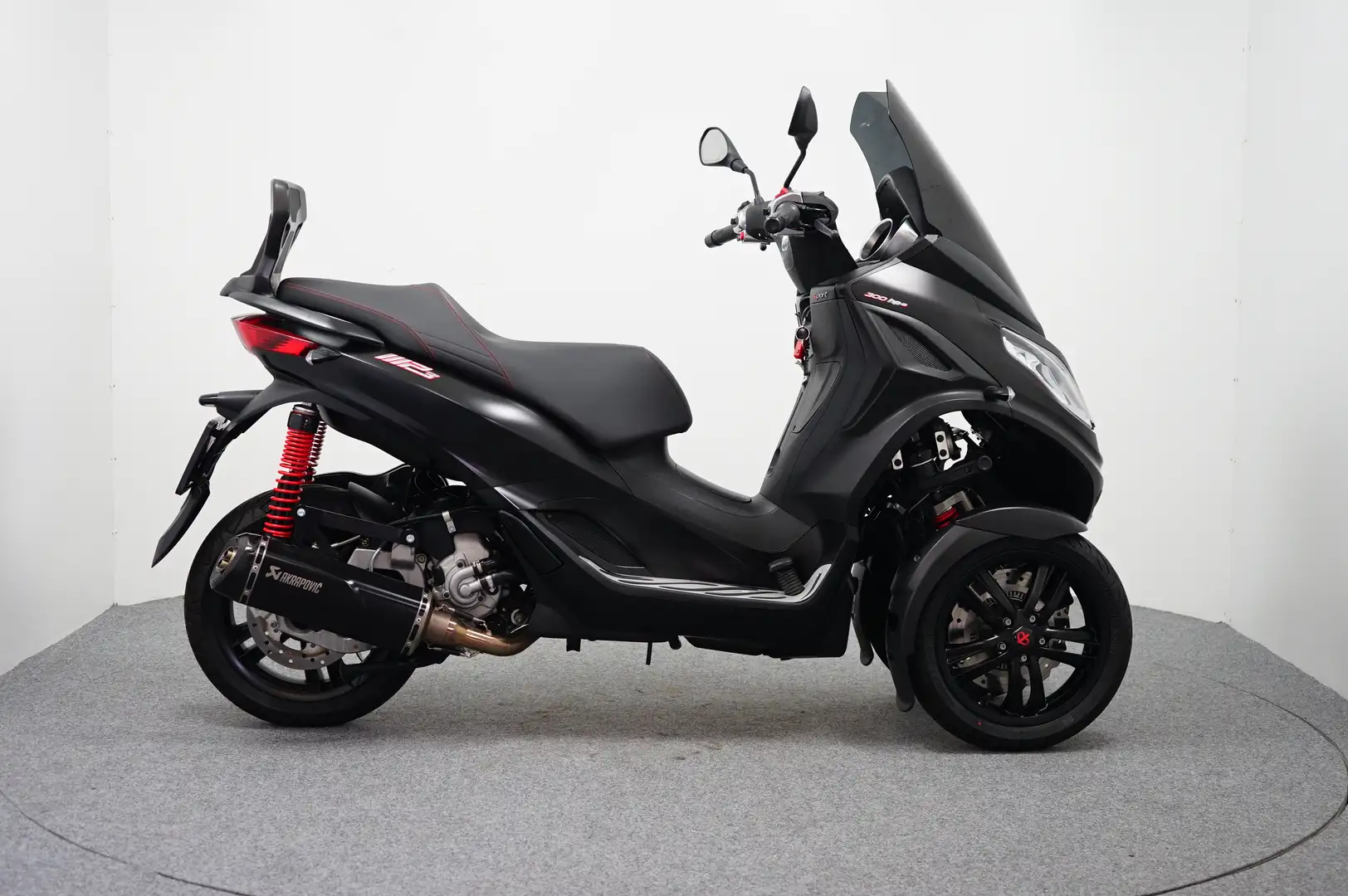Piaggio MP3 300 300HPE Zwart - 1