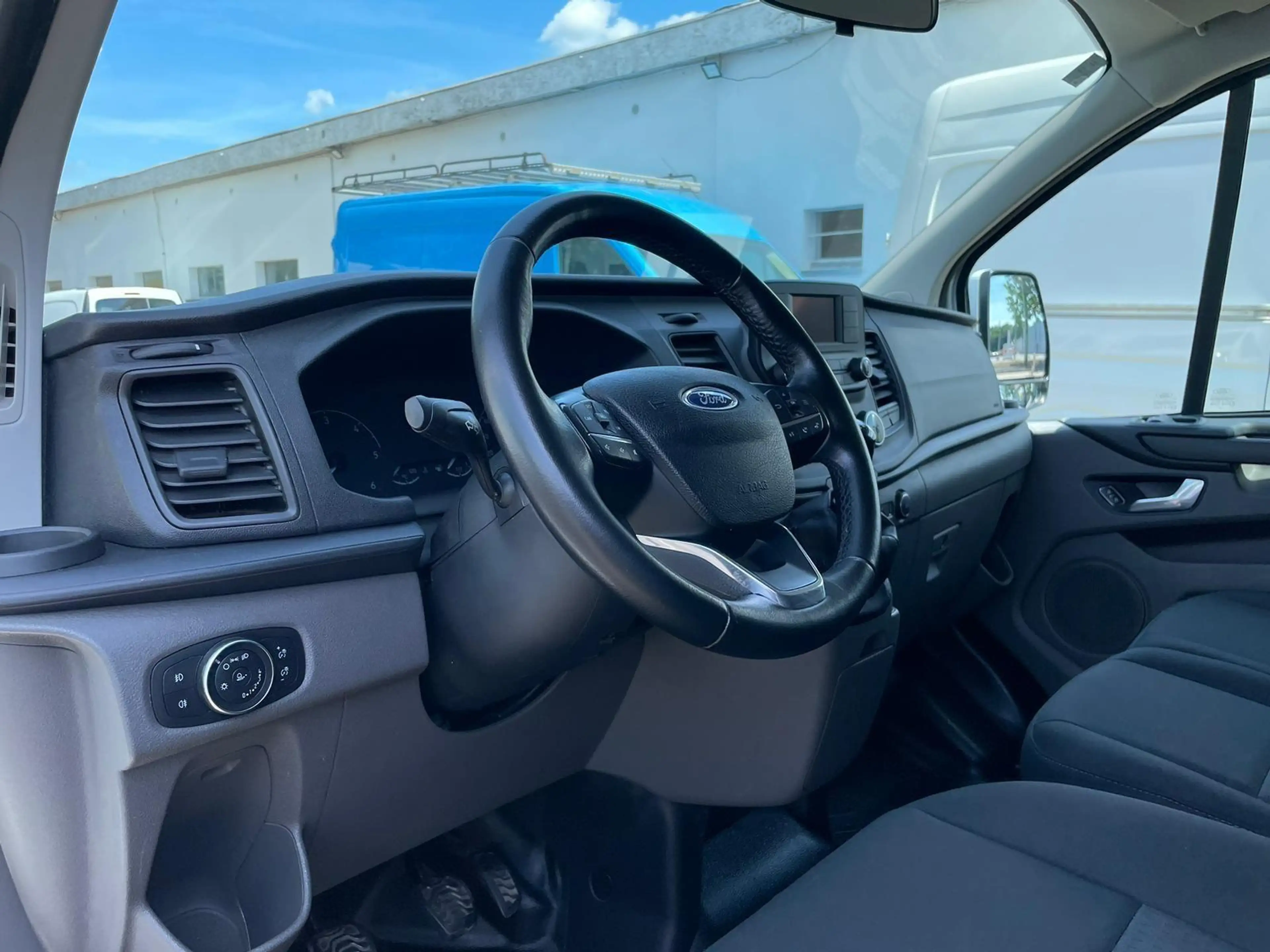 Ford Transit Custom 2.0 TDCi/9.Sitze/KLIMA/1.Hand — photo 10