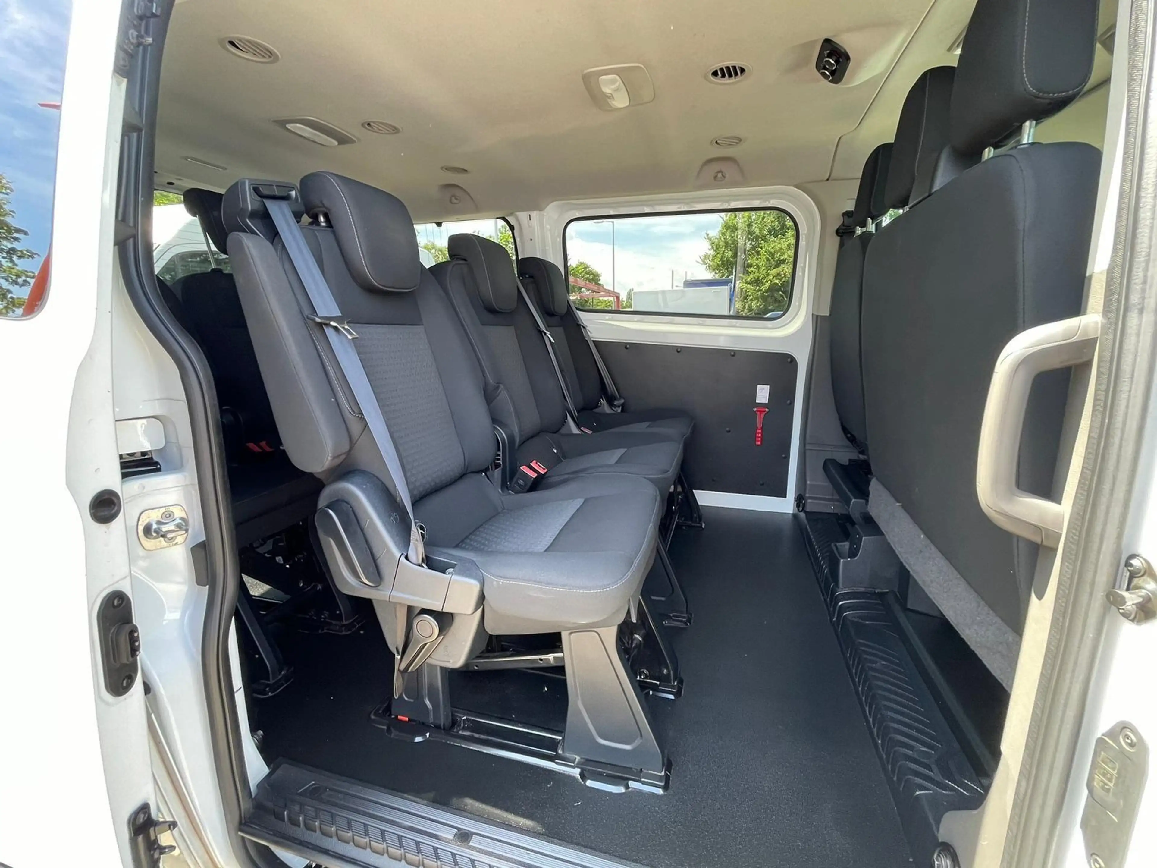Ford Transit Custom 2.0 TDCi/9.Sitze/KLIMA/1.Hand — photo 14