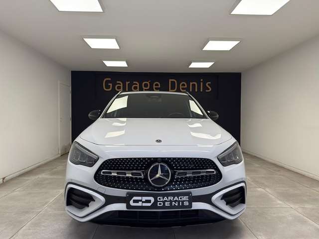 Mercedes-Benz GLA 180 — photo 2